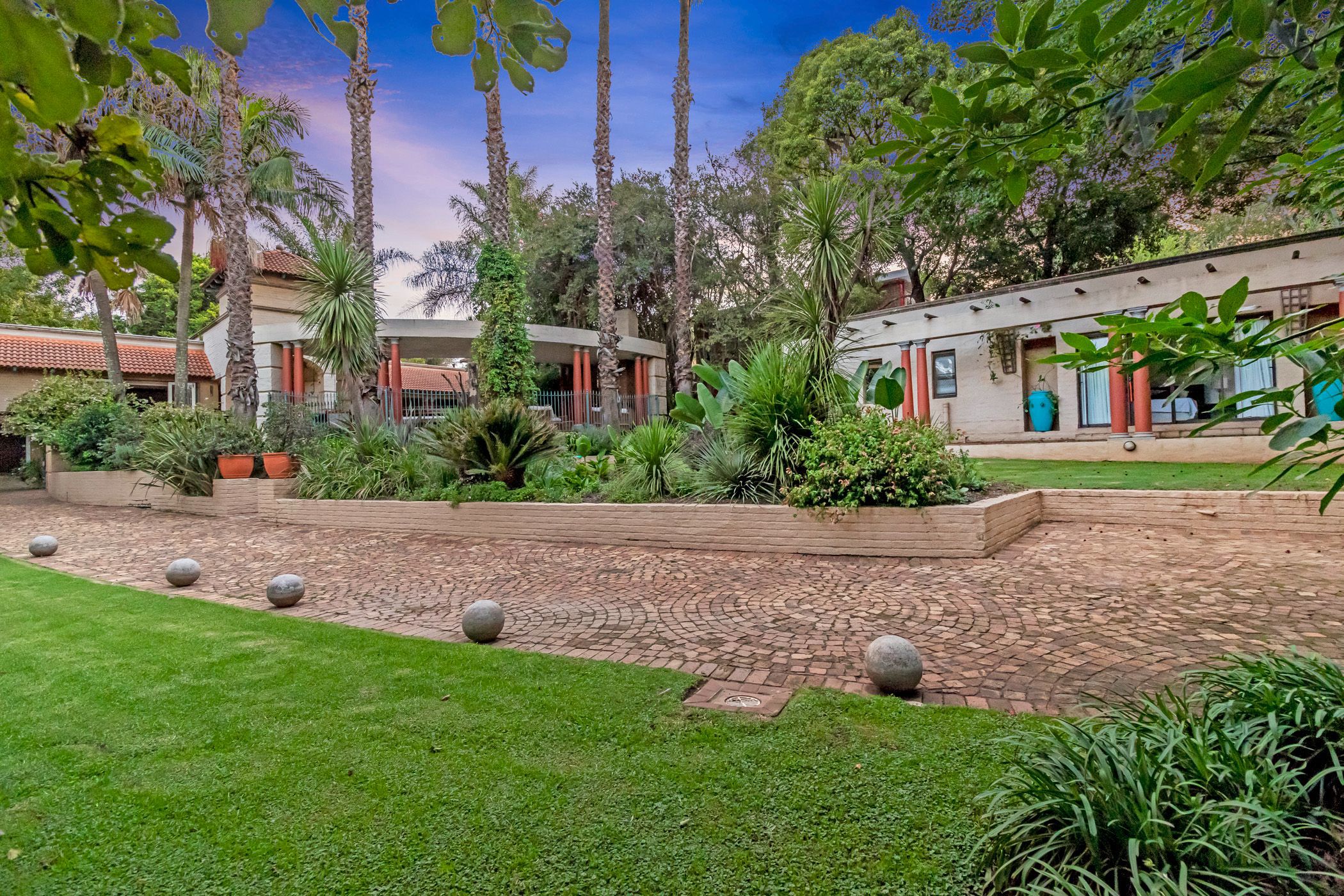 2 Bedroom House For Sale Abbotsford (Johannesburg) HP1607629 Pam