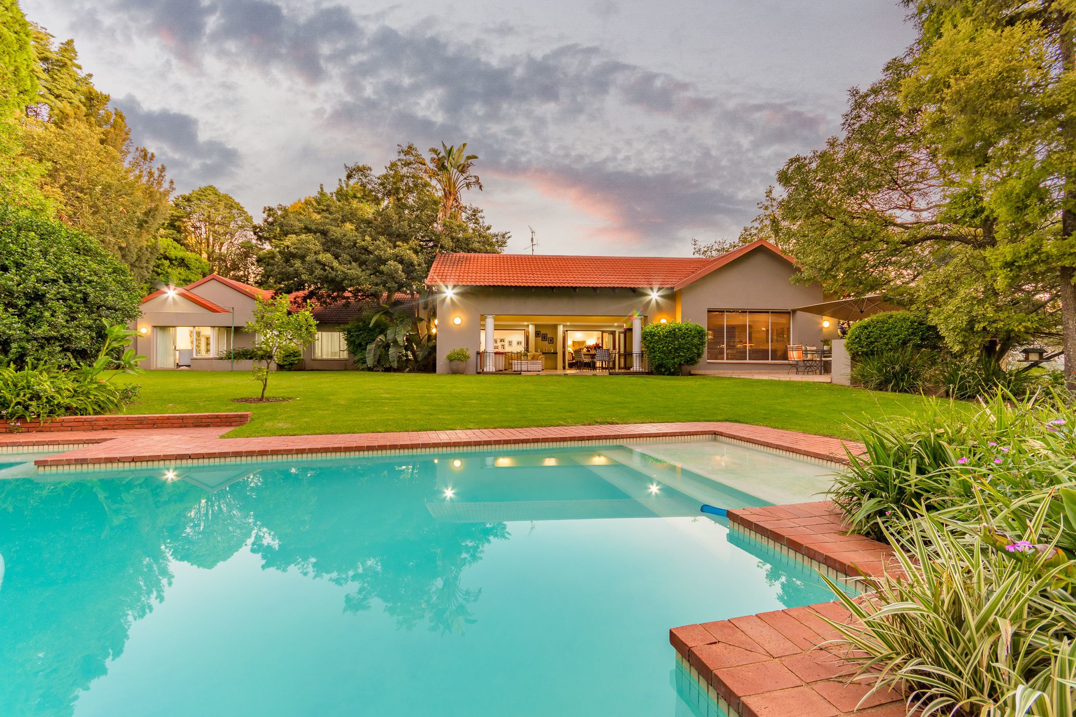 4 Bedroom House For Sale Morningside (Sandton) HP1609979 Pam