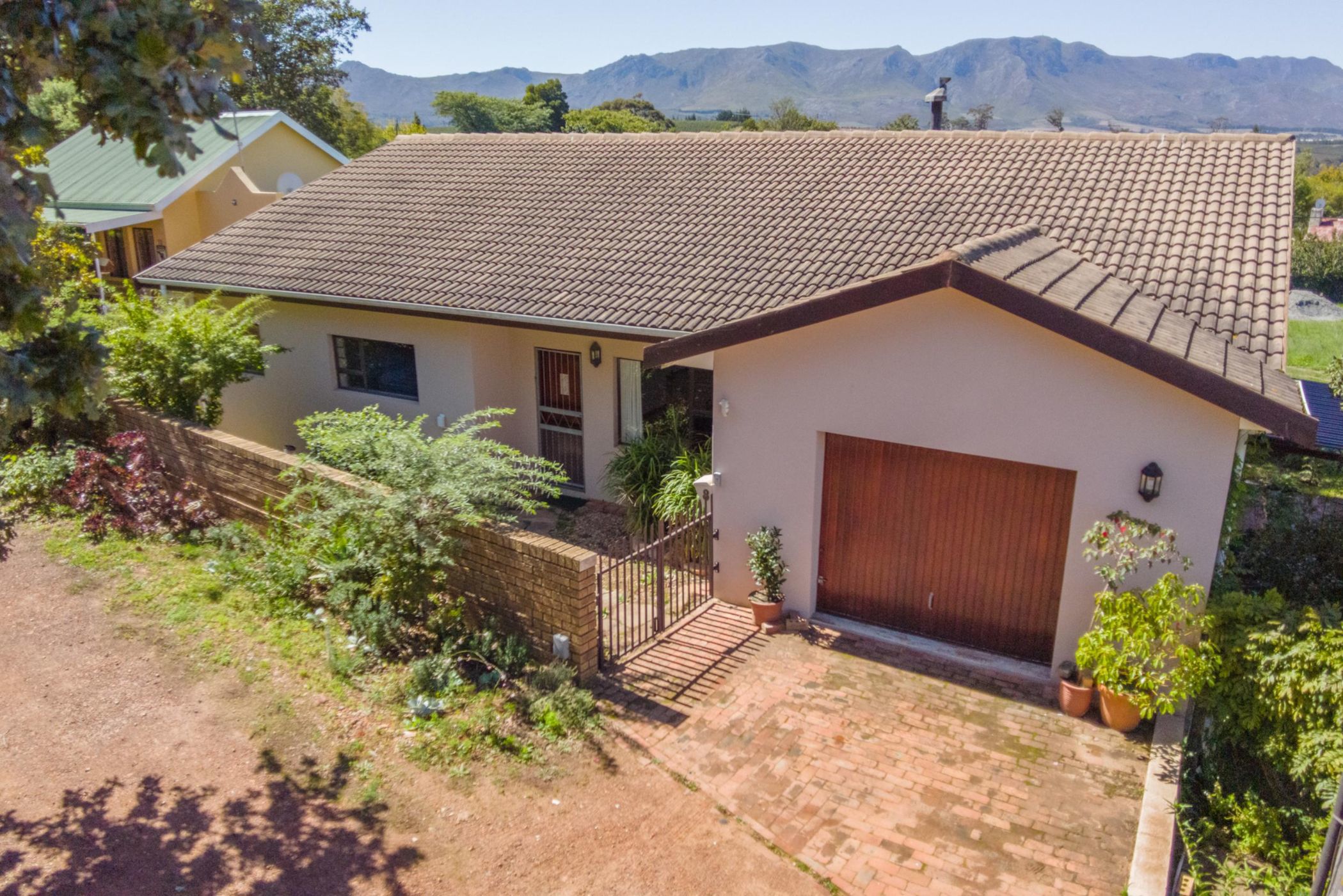 2 Bedroom House For Sale Grabouw TK1609811 Pam Golding Properties