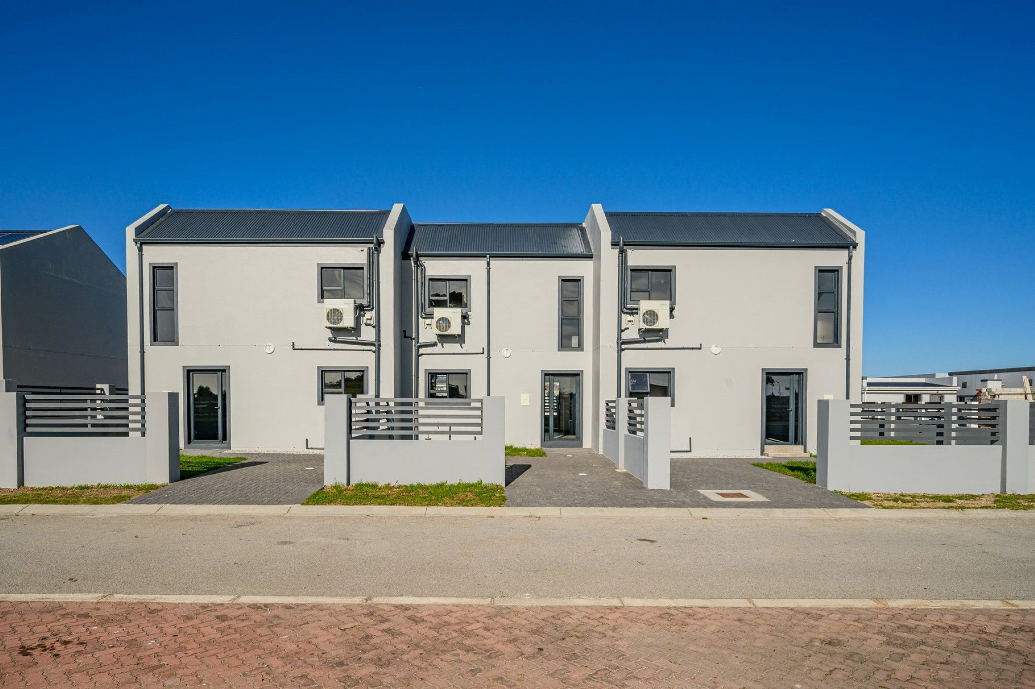 3 Bedroom Doublestorey House For Sale Parsons Vlei 1PLZ1608829