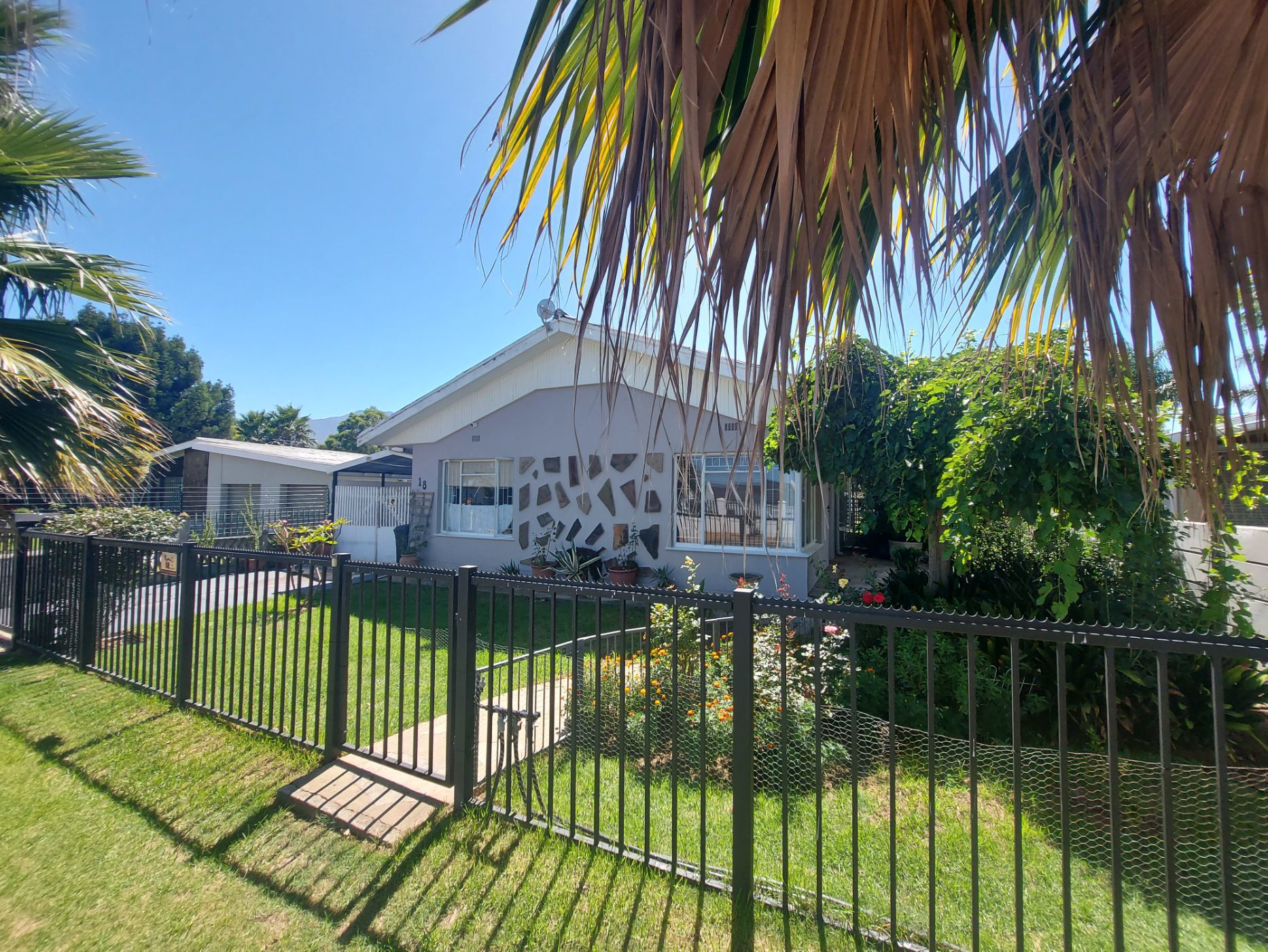 3 Bedroom House For Sale Robertson ROB1609667 Pam Golding Properties