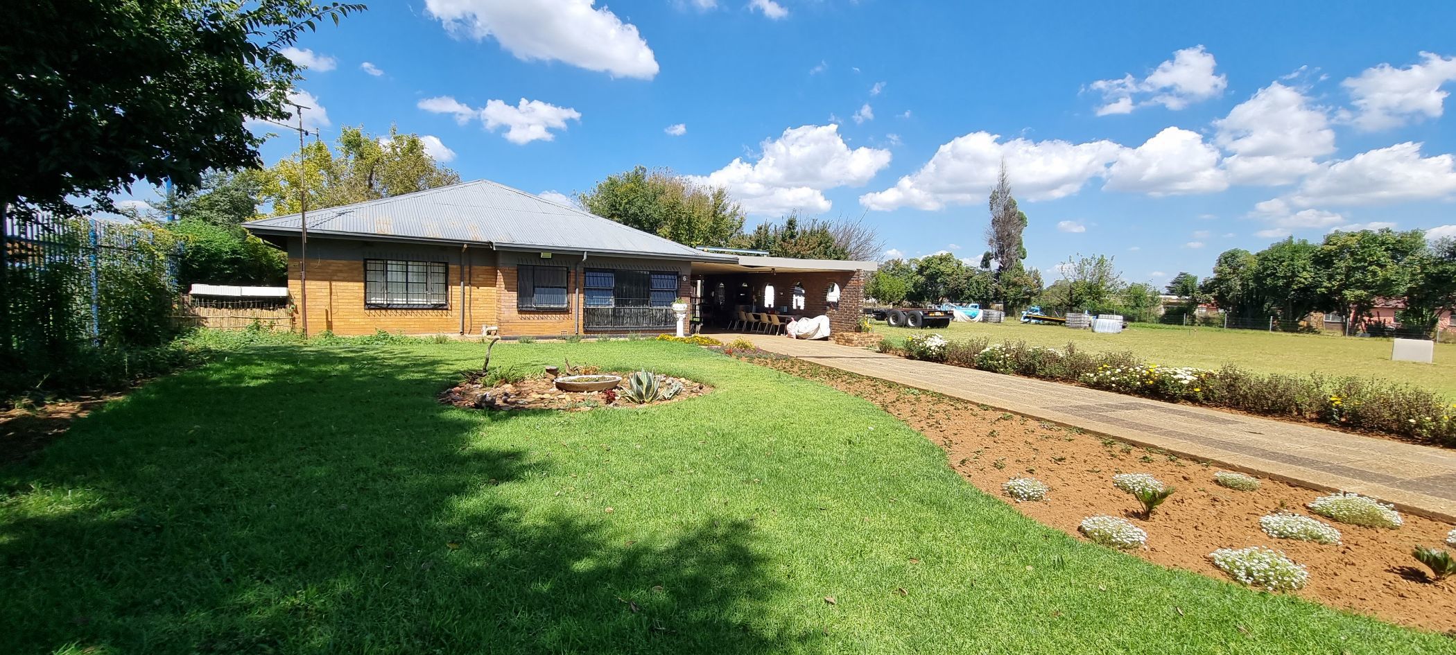 12142 m2 Smallholding For Sale Unitas Park 1VT1609963 Pam Golding