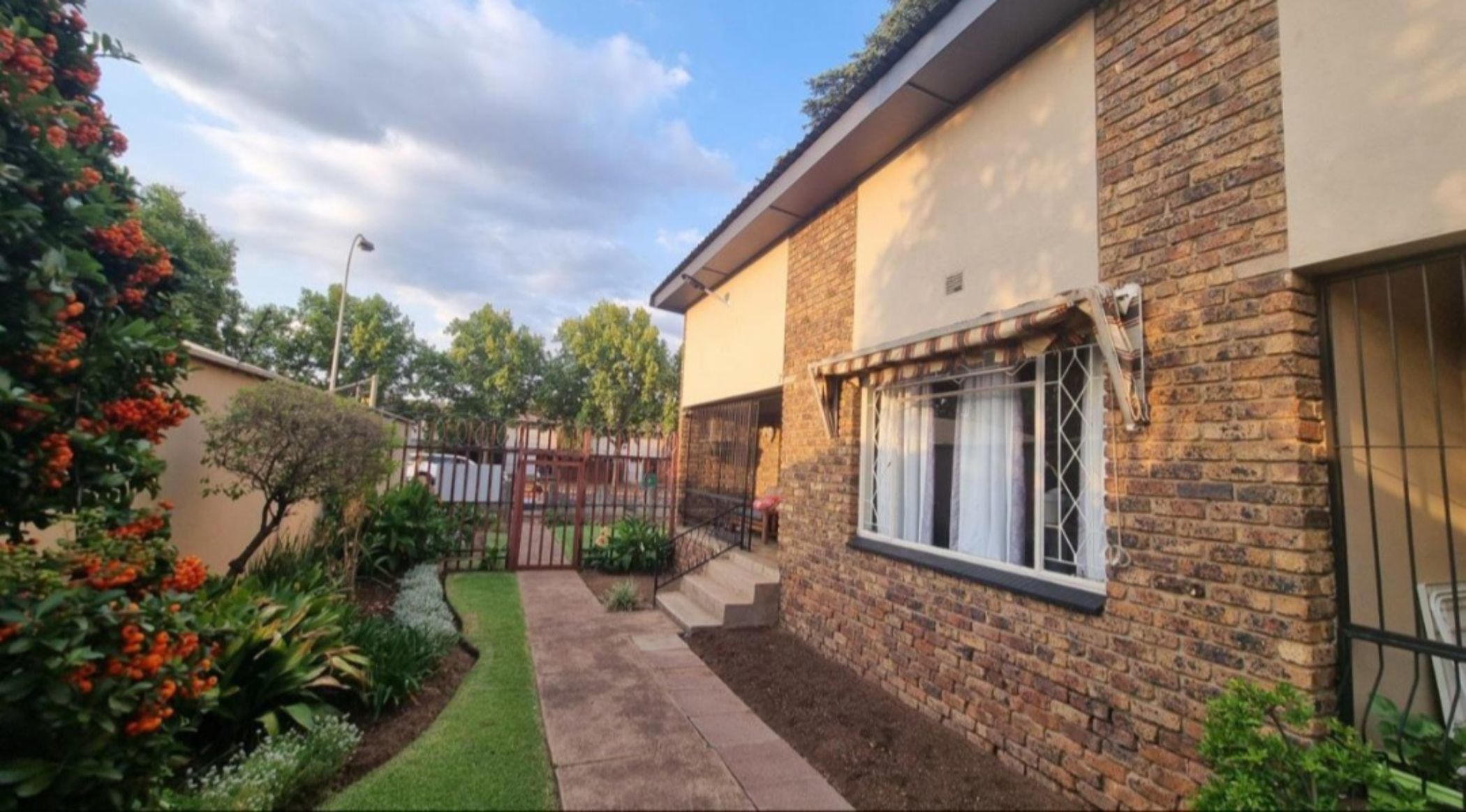2 Bedroom House For Sale Middelburg Central (Mpumalanga Central) 1MD1610341 Pam Golding