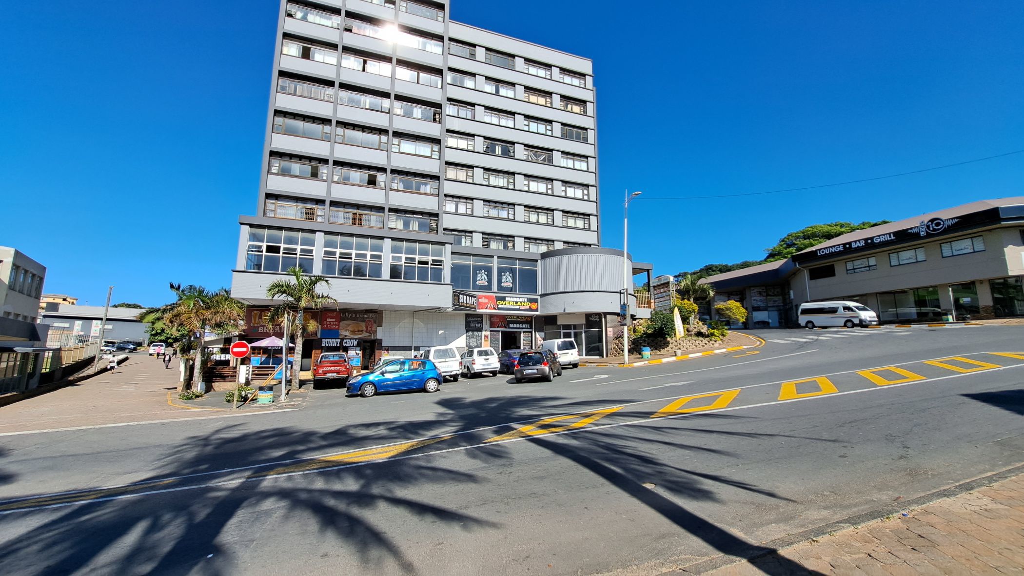 483 m2 Commercial Retail Property For Sale Margate 1PX1610567 Pam