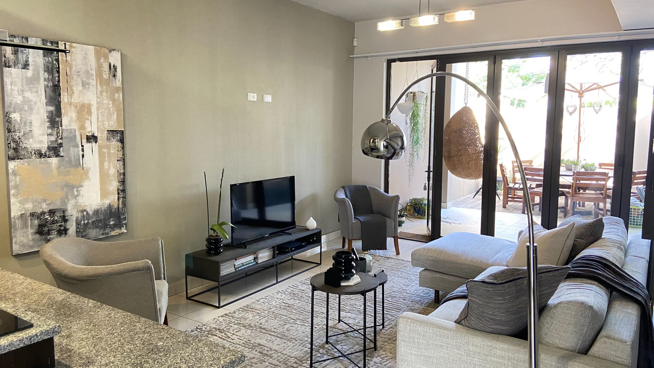 2 Bedroom Townhouse For Sale Klein Windhoek (Namibia) 3NM1611347