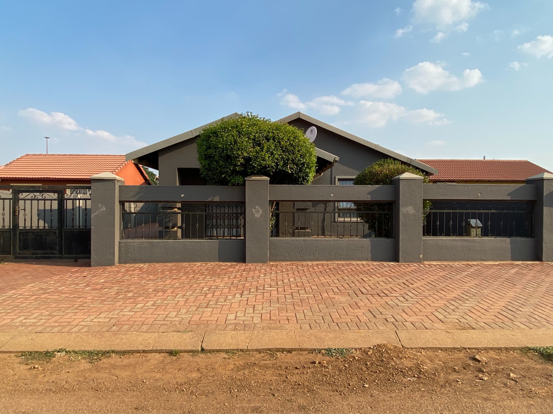 2 Bedroom House For Sale | Bank Assisted Sale by ABSA | Lakeside ...