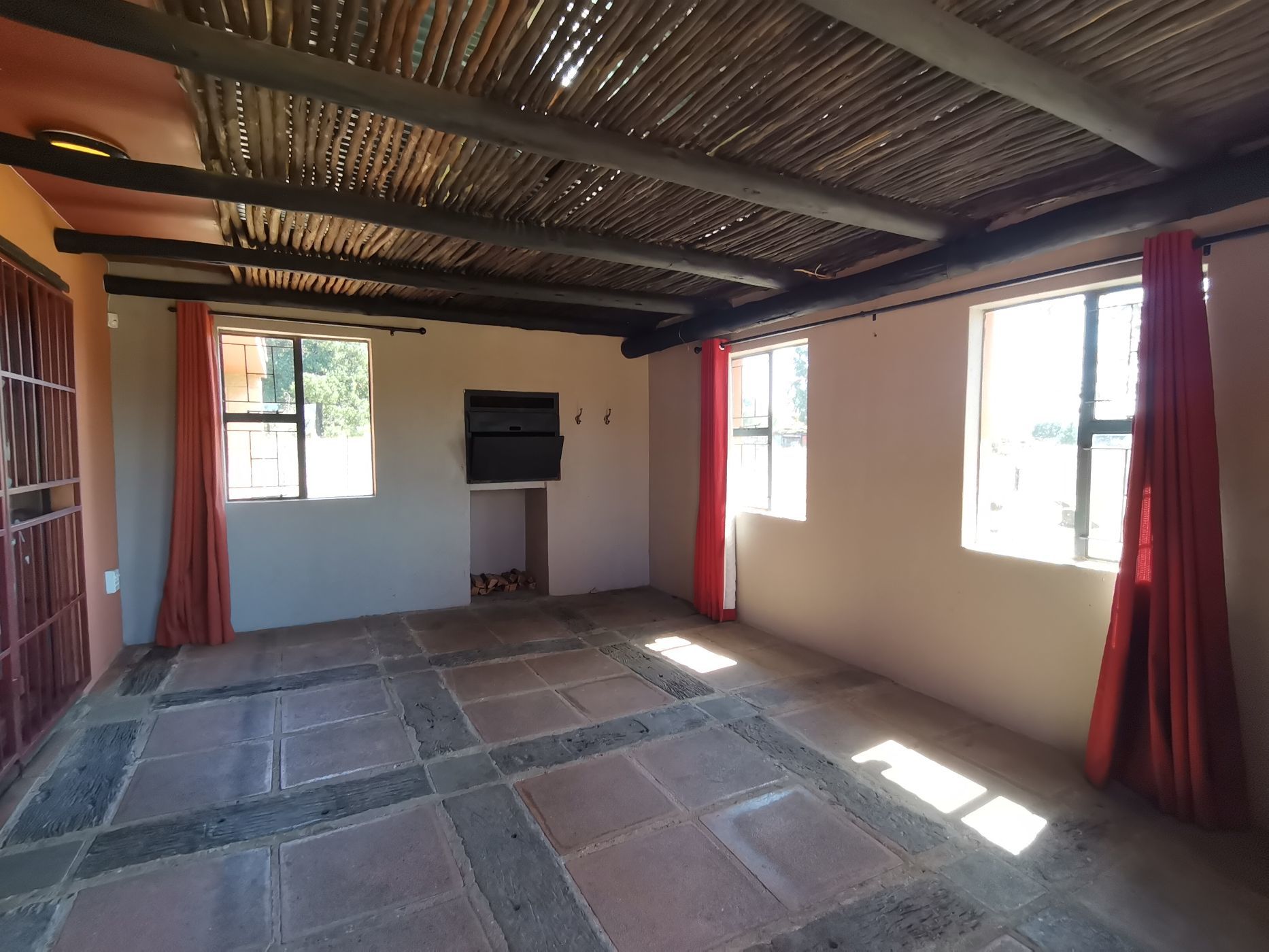 4 Bedroom House For Sale Dullstroom 1DS1611570 Pam Golding Properties