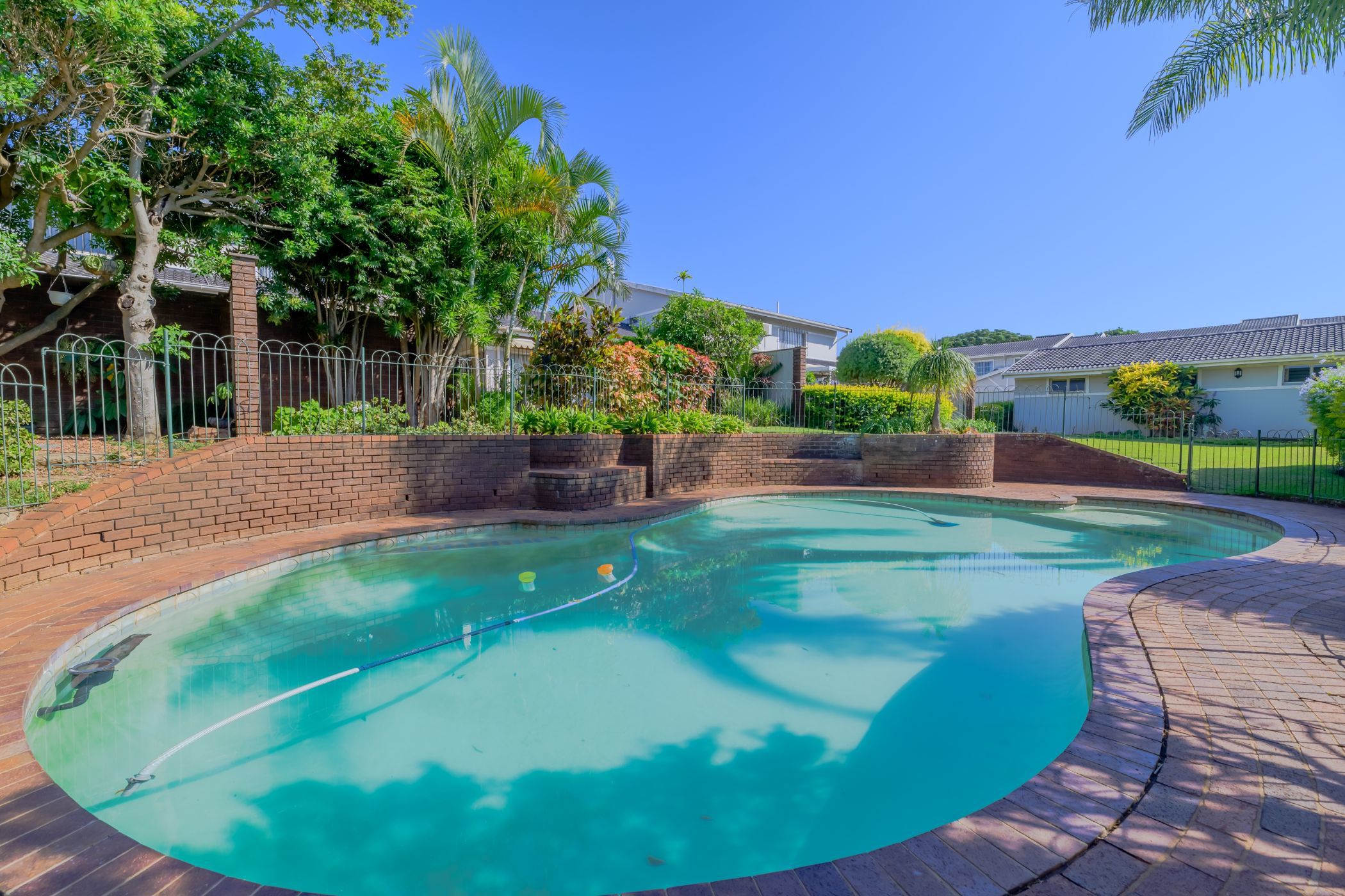 3 Bedroom Townhouse For Sale Prospect Hall 1ND1611213 Pam Golding