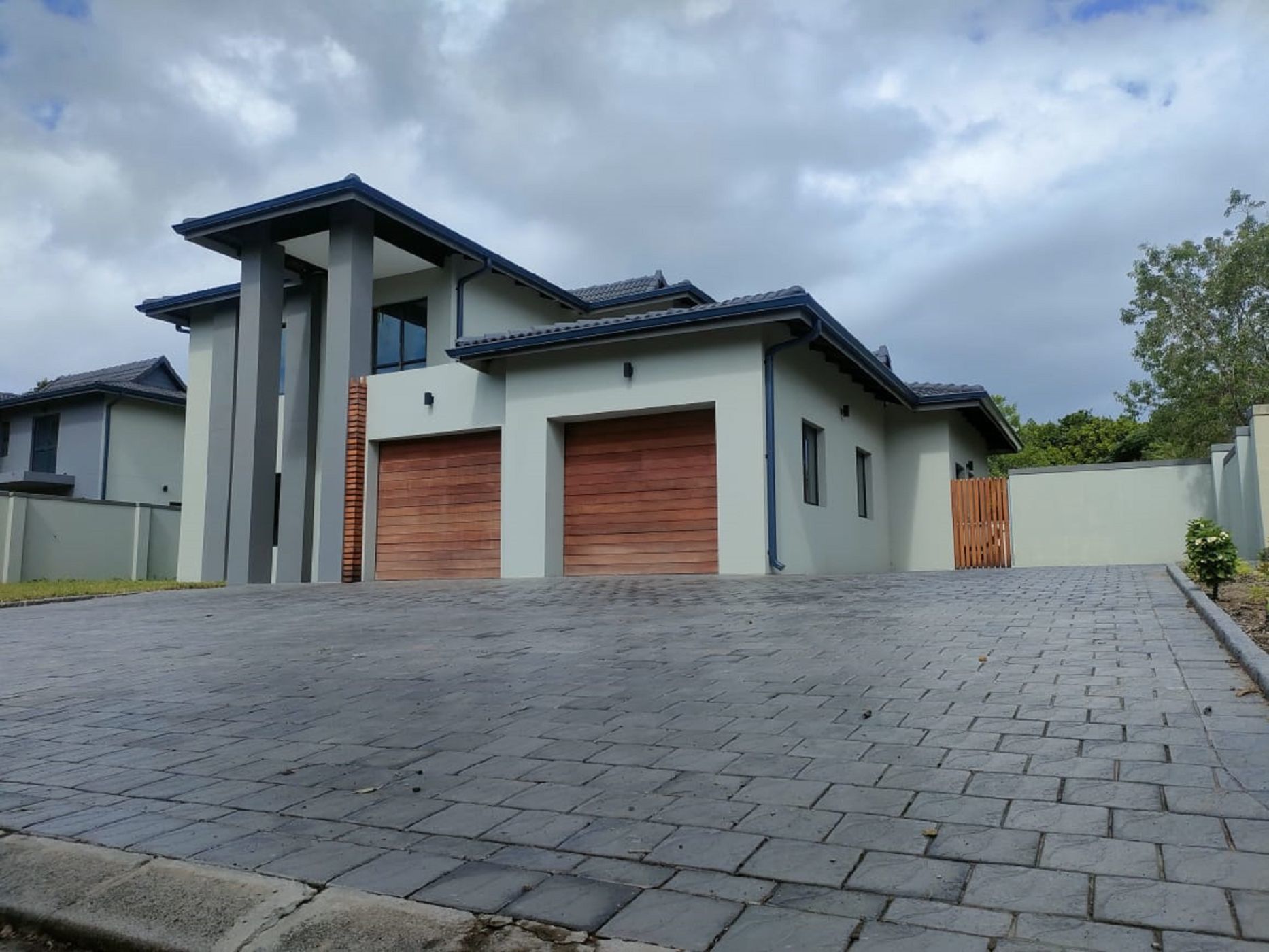 3 bedroom house to rent in Meer en See