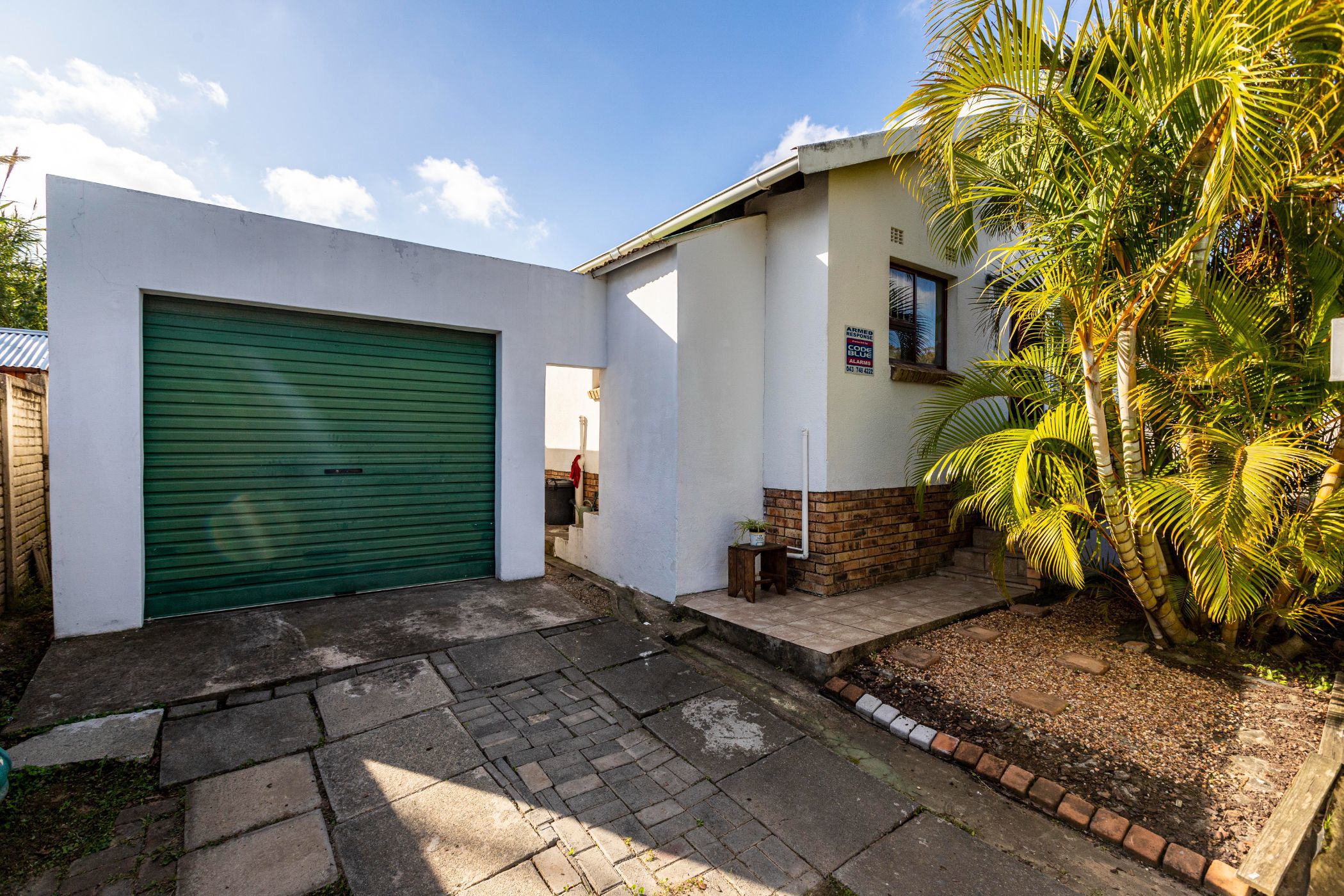 3 Bedroom Townhouse For Sale Abbotsford (East London) 1ET1611101