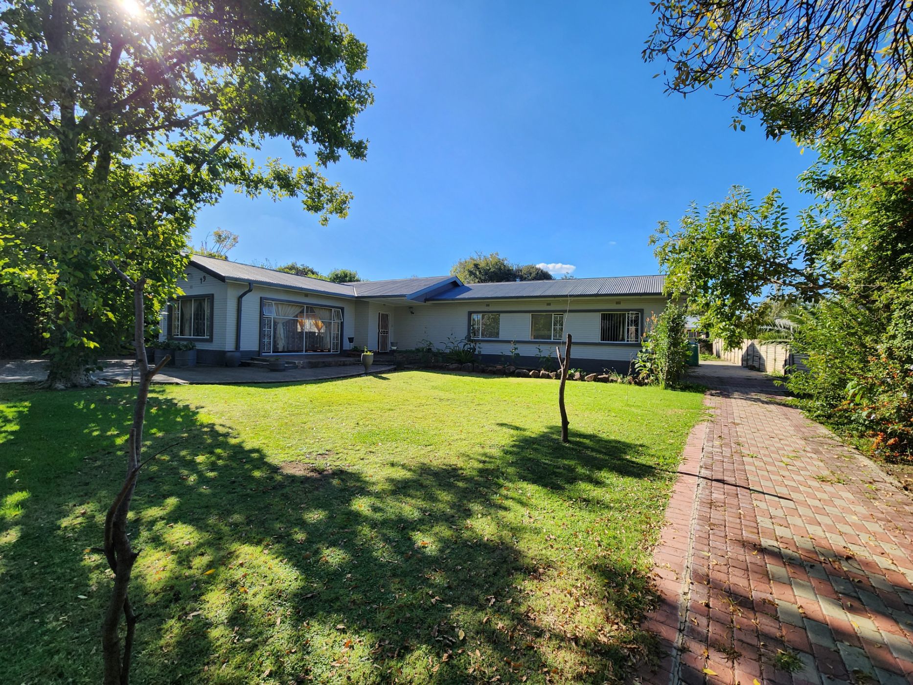 5 Bedroom House For Sale Bayswater 1BX1610034 Pam Golding Properties