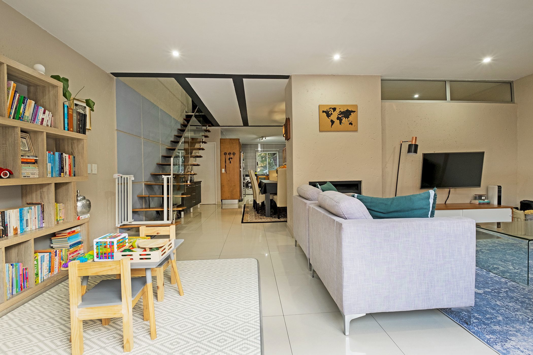 3 Bedroom Apartment For Sale Houghton Estate HP1612592 Pam