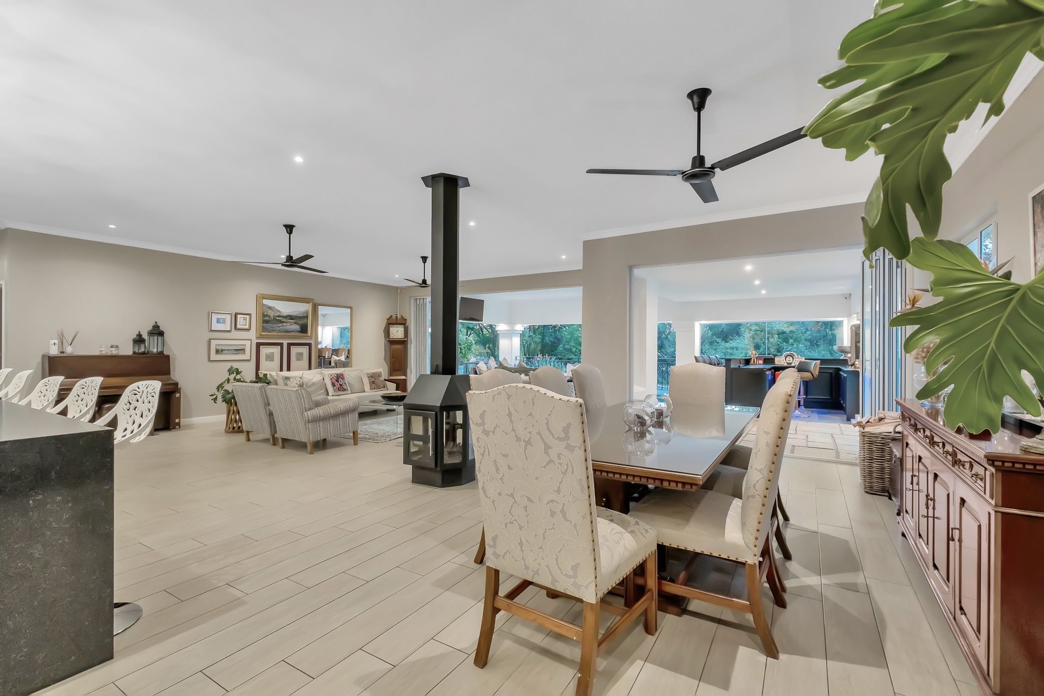 5 Bedroom House For Sale River Club (Sandton) HP1615034 Pam