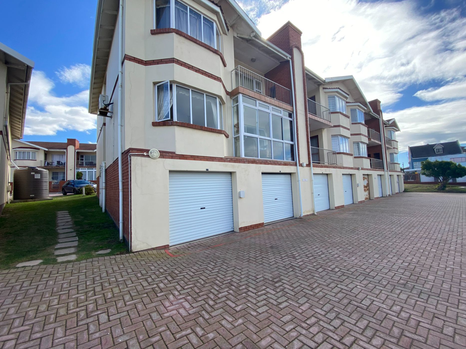 3-bedroom-apartment-for-sale-bluewater-bay-port-elizabeth-gqeberha