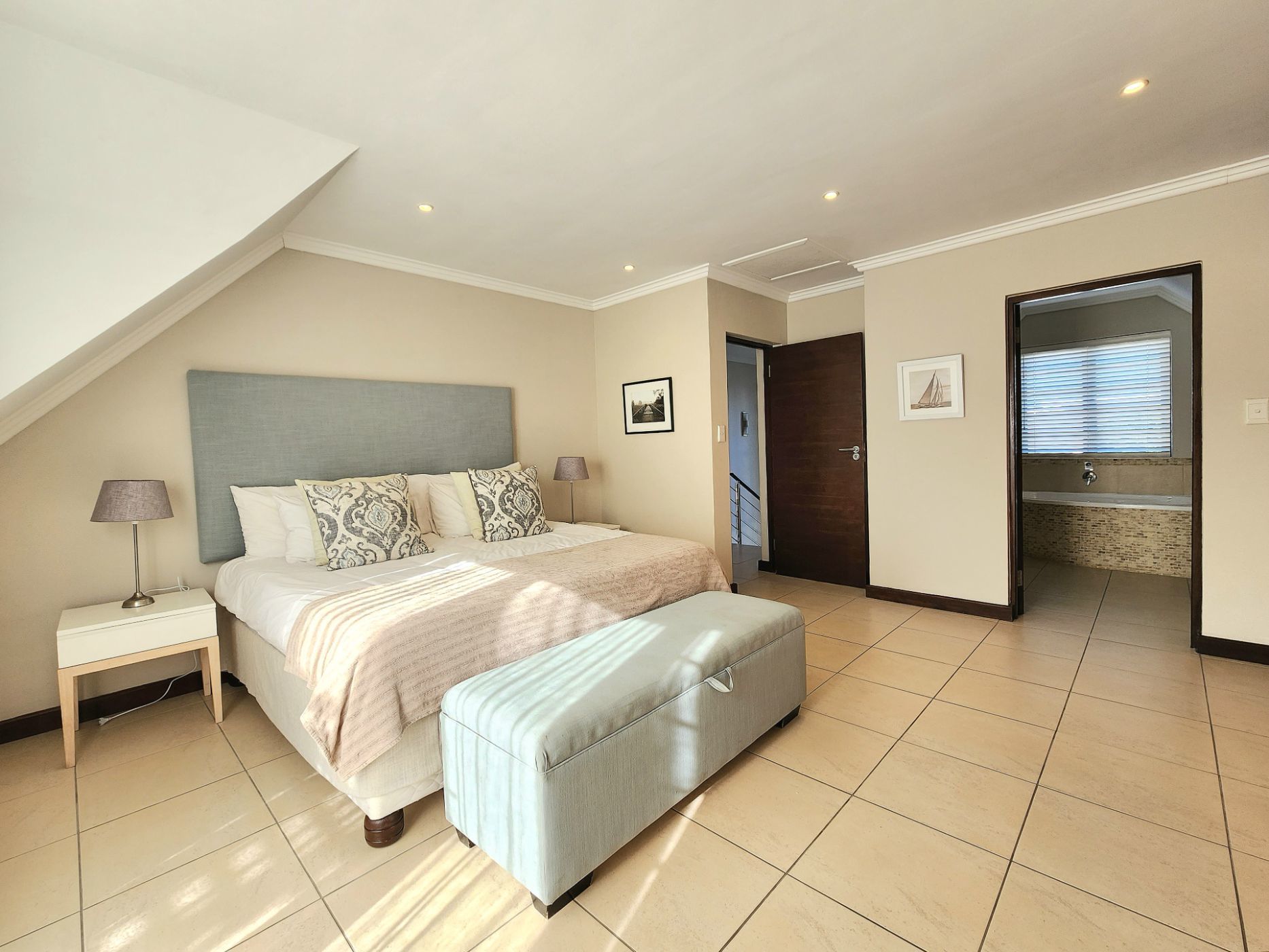 7 Bedroom Doublestorey House To Rent St Francis Bay 1SA1600638