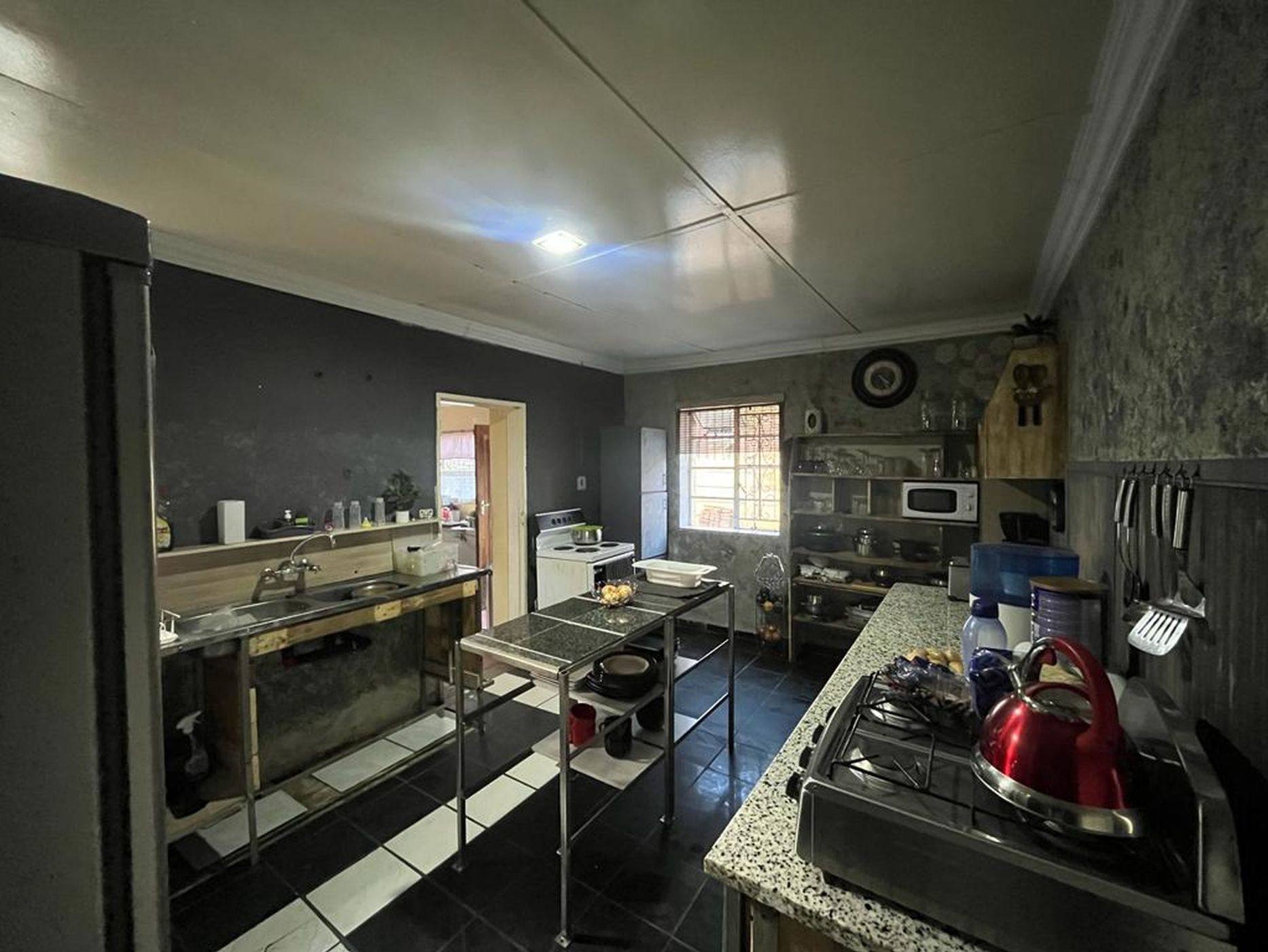 3 Bedroom House For Sale Hilton (Bloemfontein) 1BX1615300 Pam