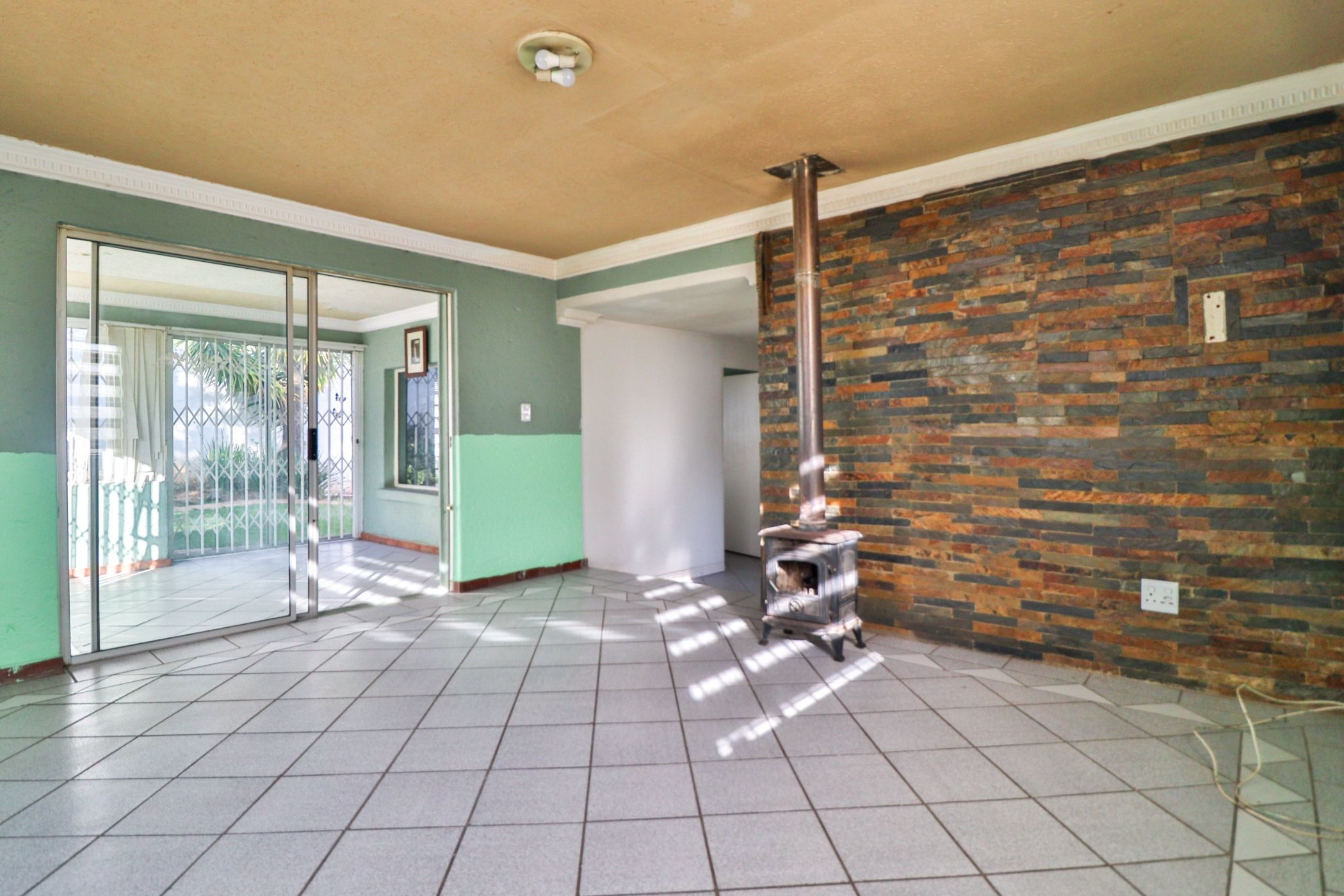 3 Bedroom Cluster House For Sale Winchester Hills 1GV1614406 Pam