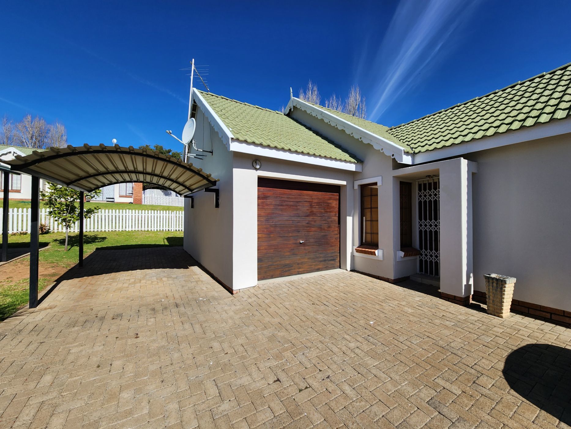 3 Bedroom Townhouse For Sale Bayswater 1BX1615395 Pam Golding