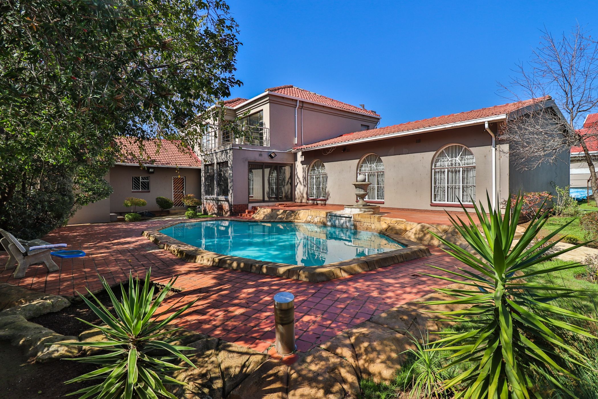 5 Bedroom House For Sale Glenanda 1GV1610790 Pam Golding Properties