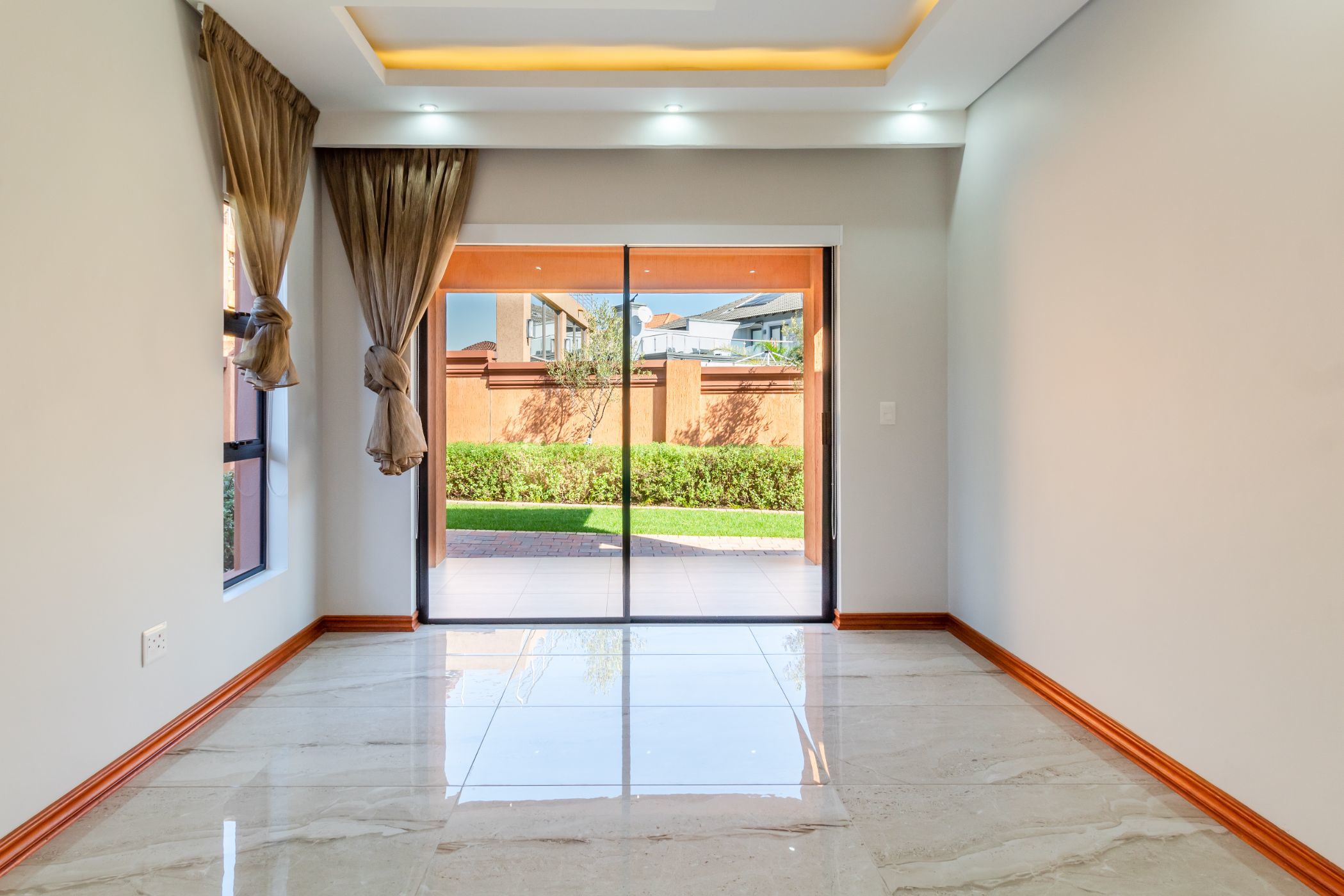 4 Bedroom House For Sale Blue Valley Golf Estate CN1613276 Pam