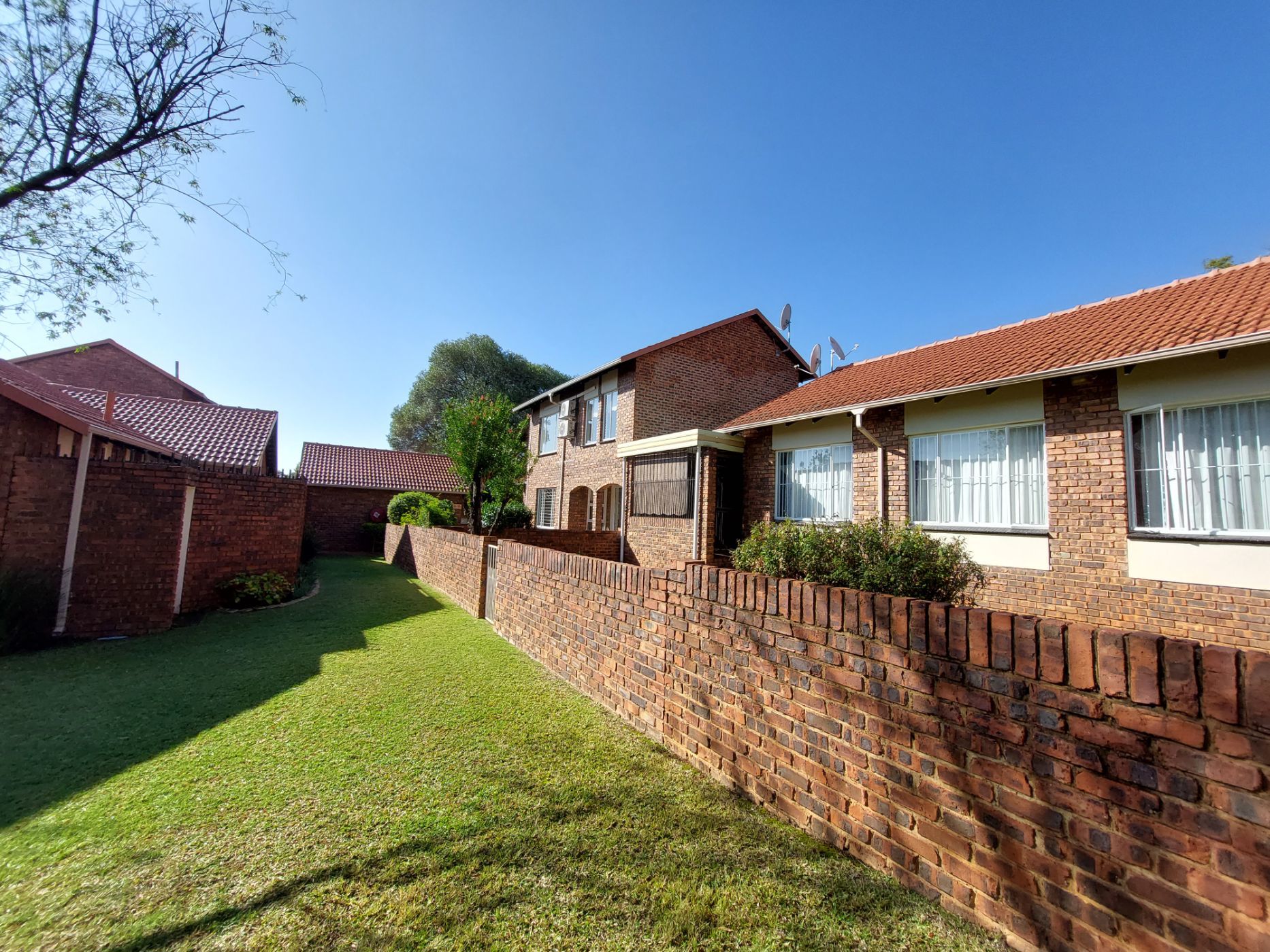 3 Bedroom Townhouse For Sale Faerie Glen PT1613428 Pam Golding Properties