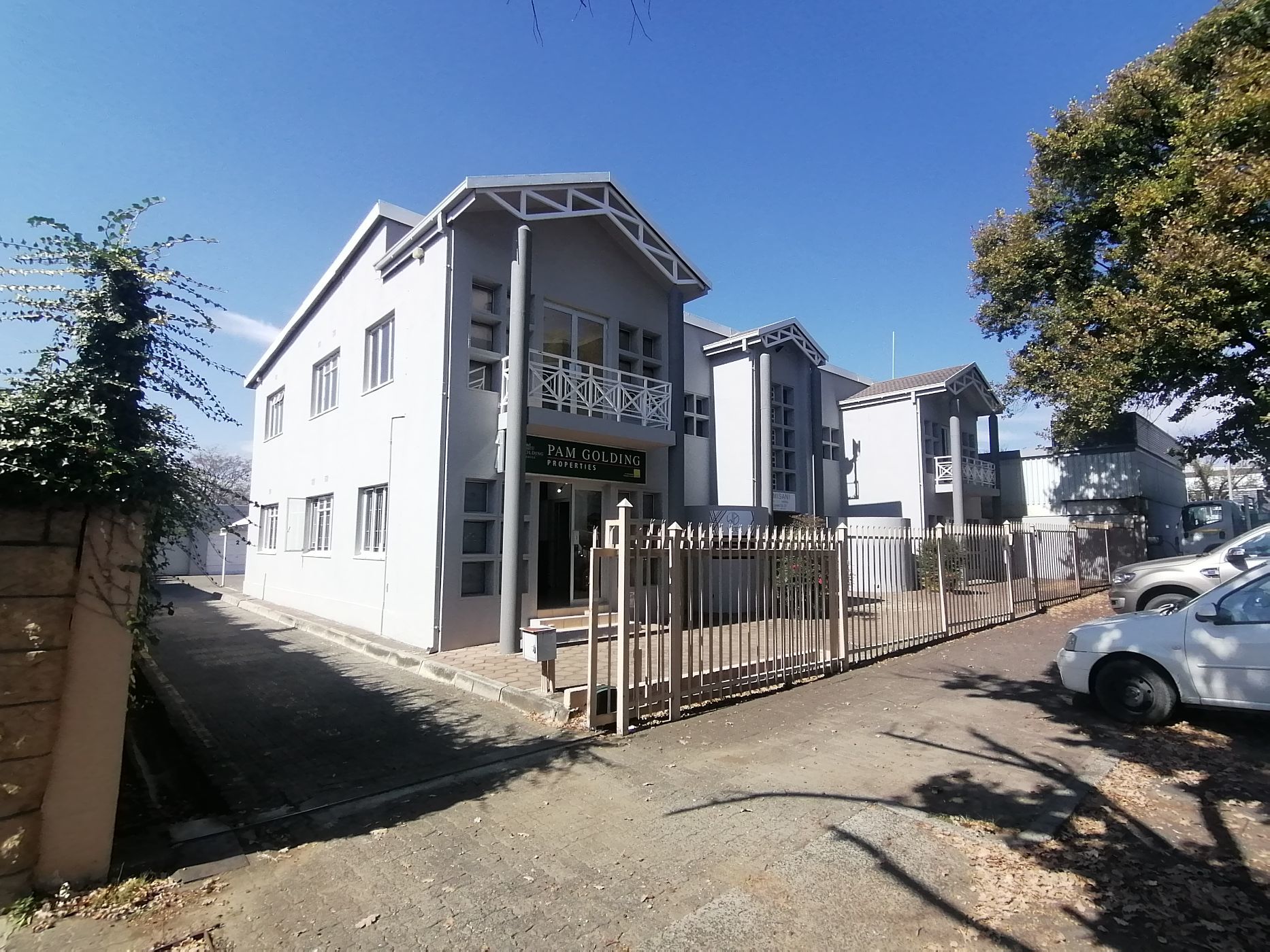 628 m2 Commercial Building For Sale Bethlehem Central 1BTH1613453