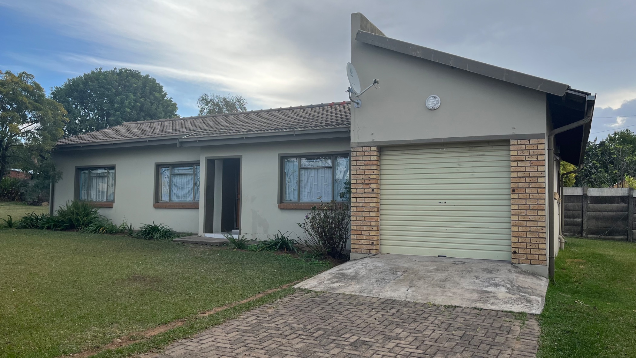 3 Bedroom House For Sale Pioneer Park 1NW1631542 Pam Golding