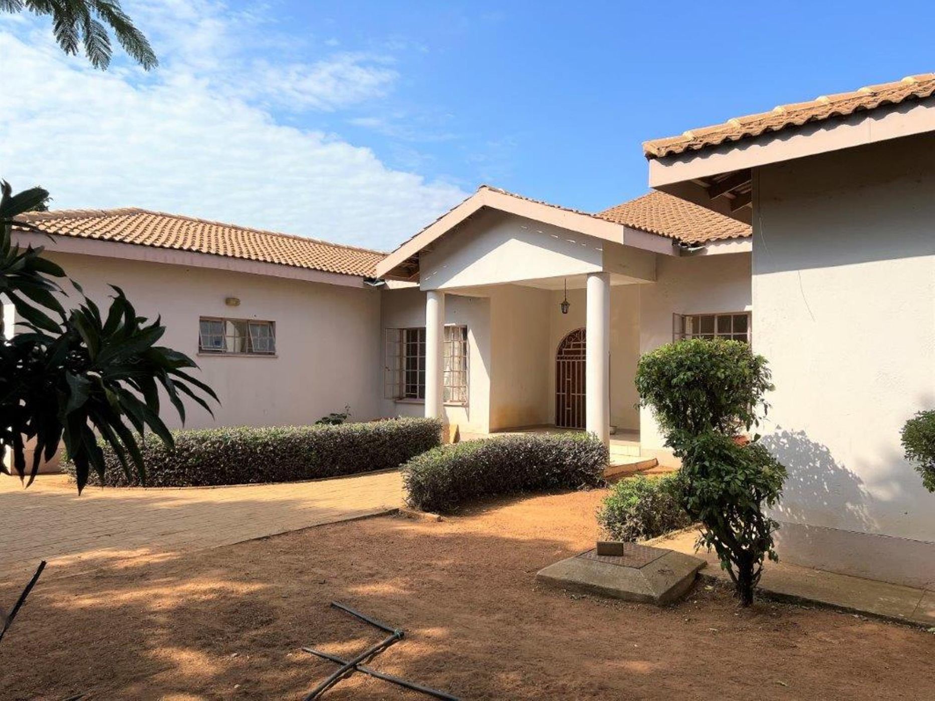 4 Bedroom House For Sale Phakalane (Botswana) 3BO1613533 Pam