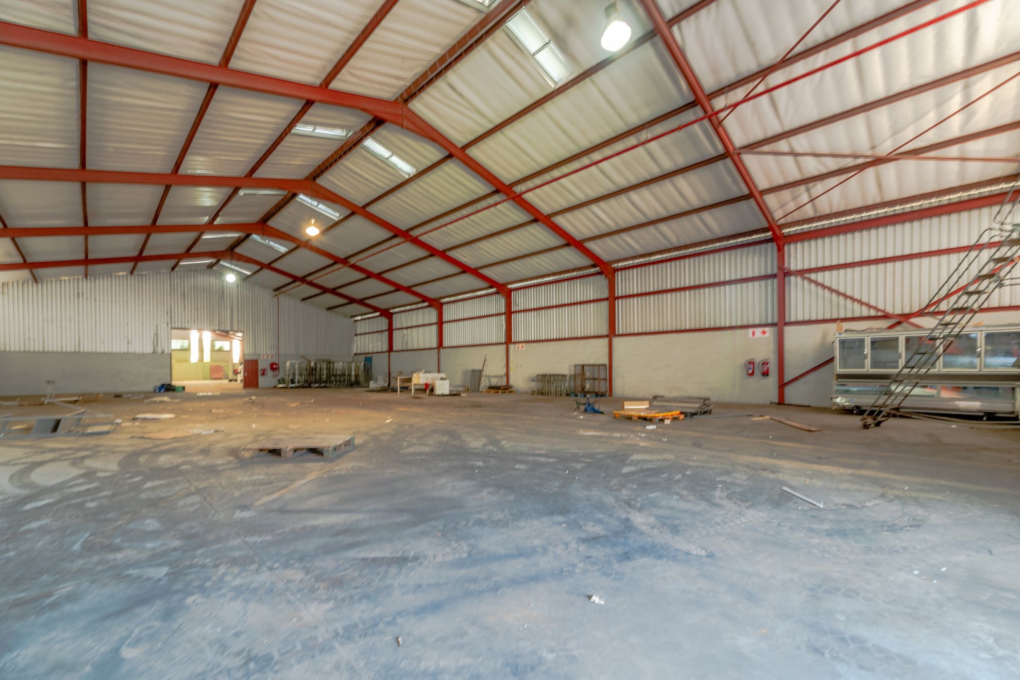 4962 m&sup2; commercial industrial property for sale in Phoenix (KwaZulu-Natal)