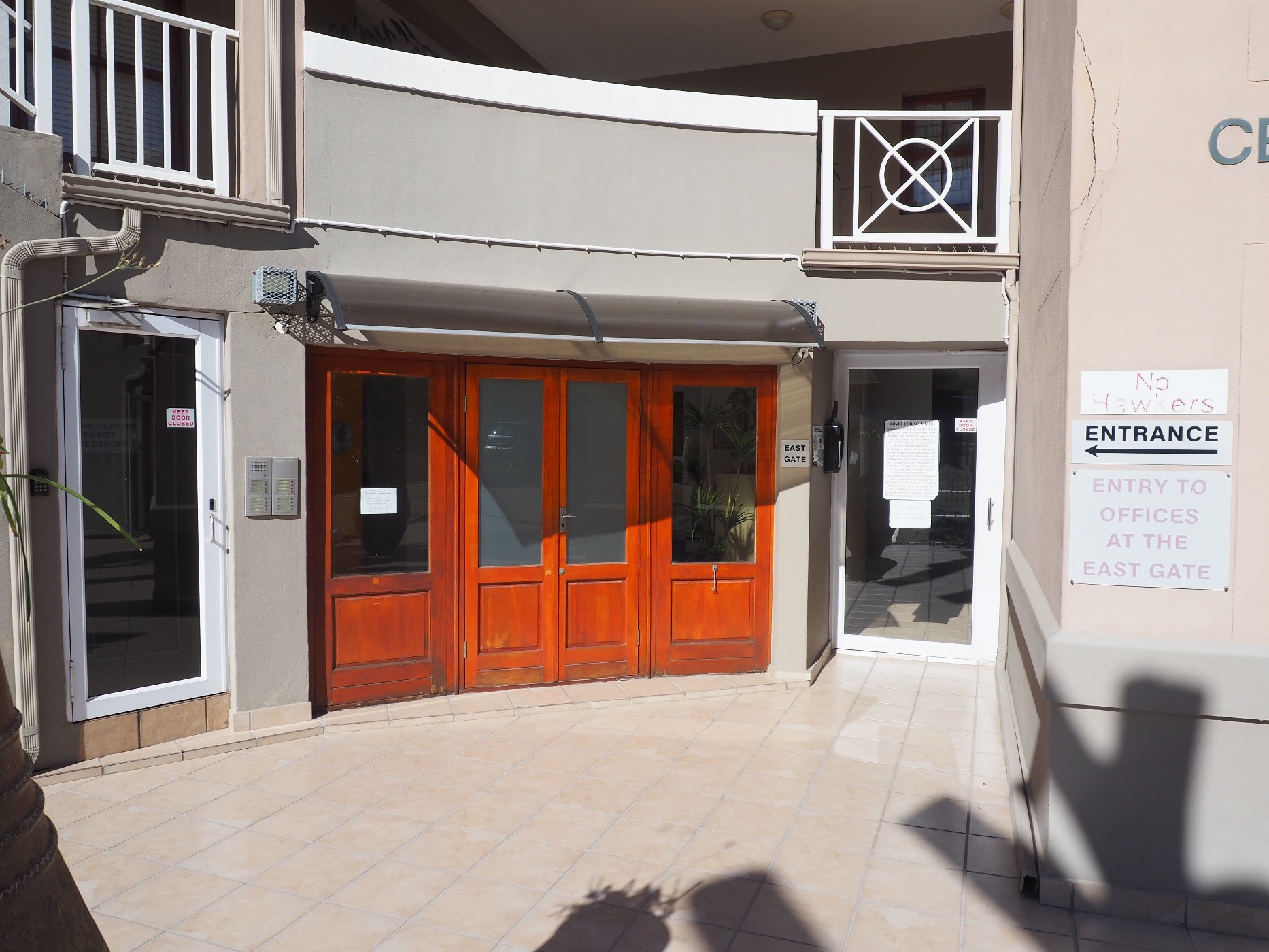 44 m&sup2; commercial office for sale in Knysna Central
