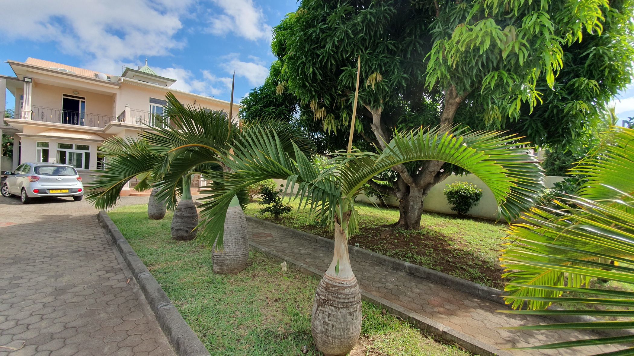 8 Bedroom House For Sale Flic en Flac (Mauritius) MUR1616088 Pam