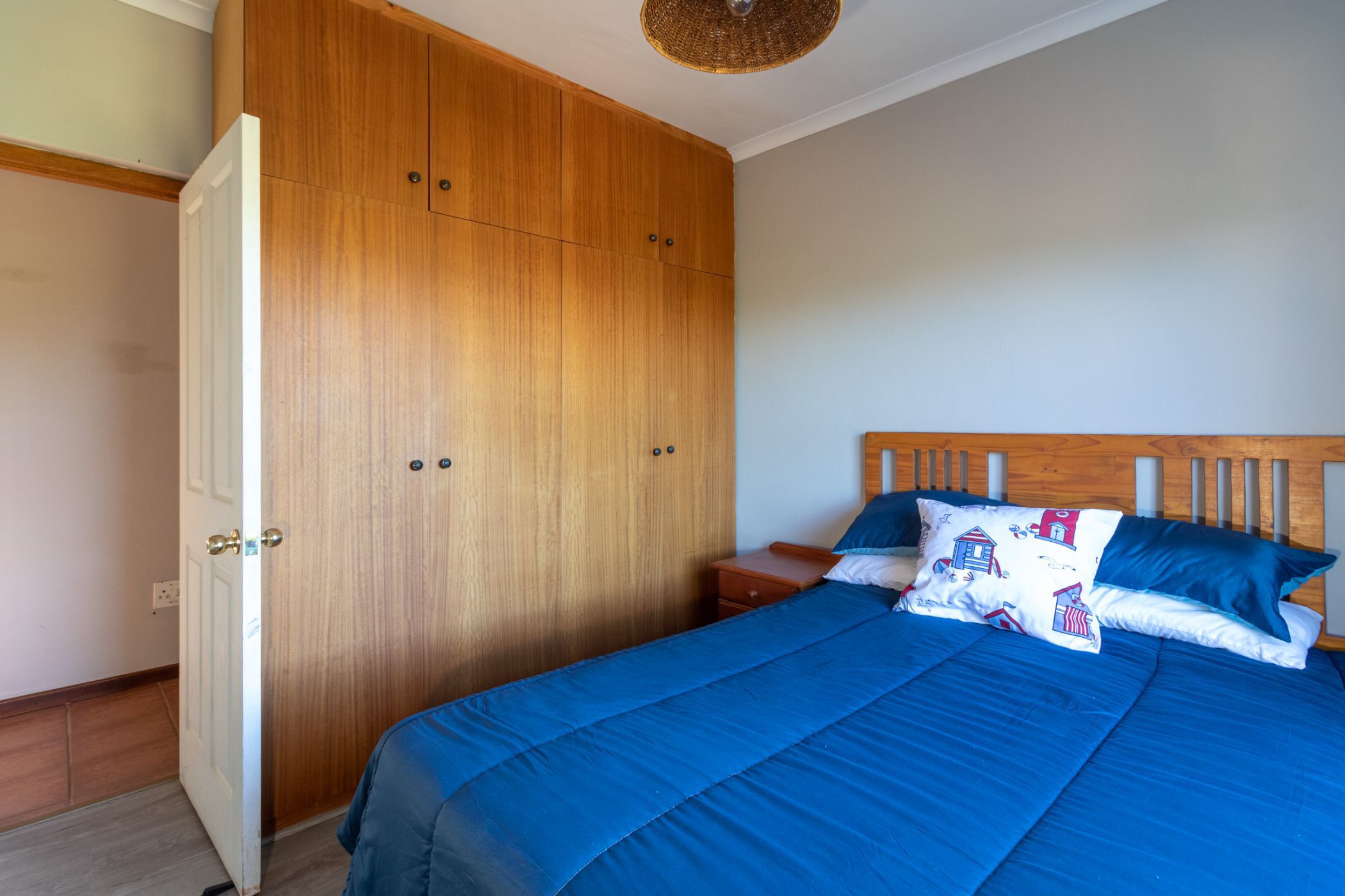 4 Bedroom House For Sale Cannon Rocks 1KO1615970 Pam Golding