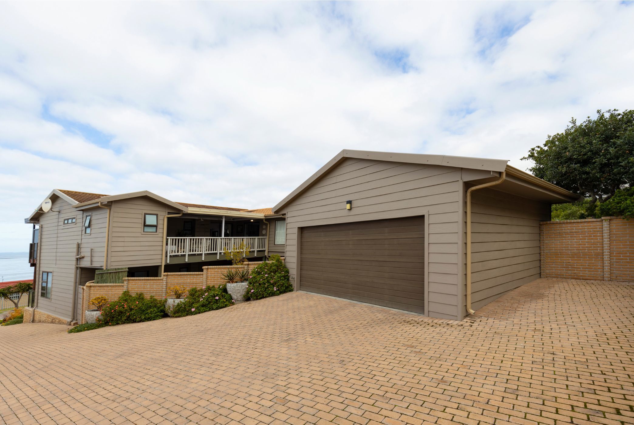 3 Bedroom House For Sale Reebok 1MB1613243 Pam Golding Properties