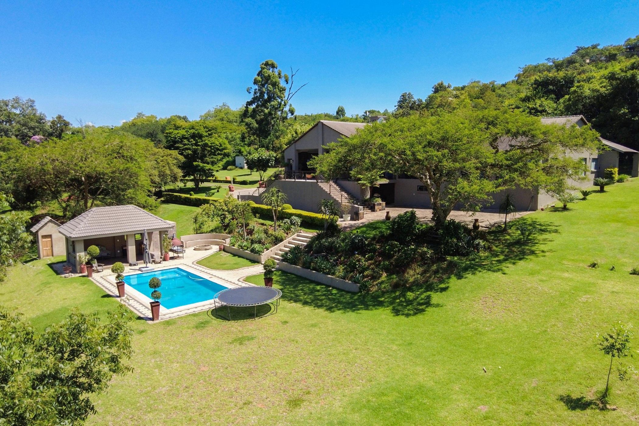 4 bedroom security estate home for sale in White River AH