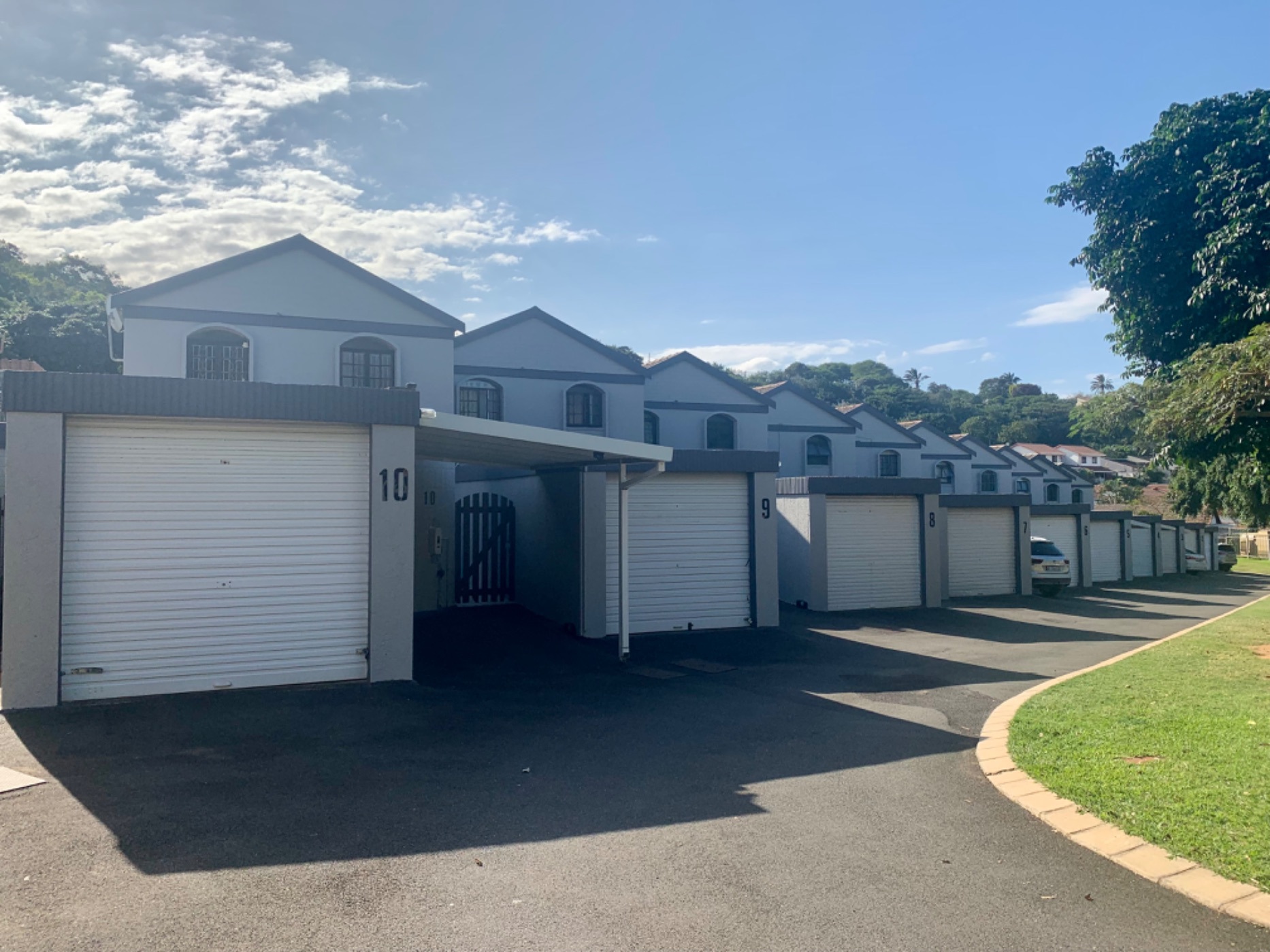 3 Bedroom Townhouse For Sale Riverside (Durban North) 1ND1615639