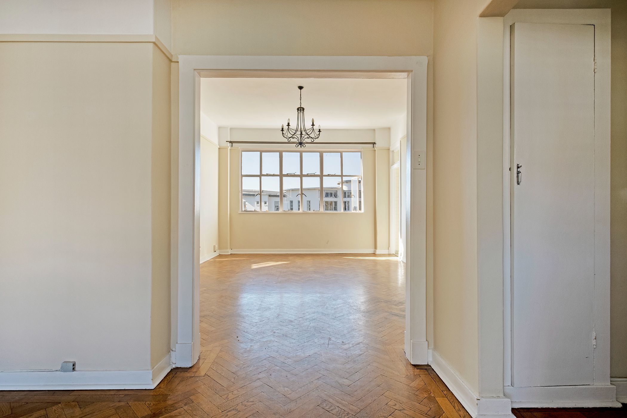 1 Bedroom Apartment For Sale Killarney HP1614530 Pam Golding