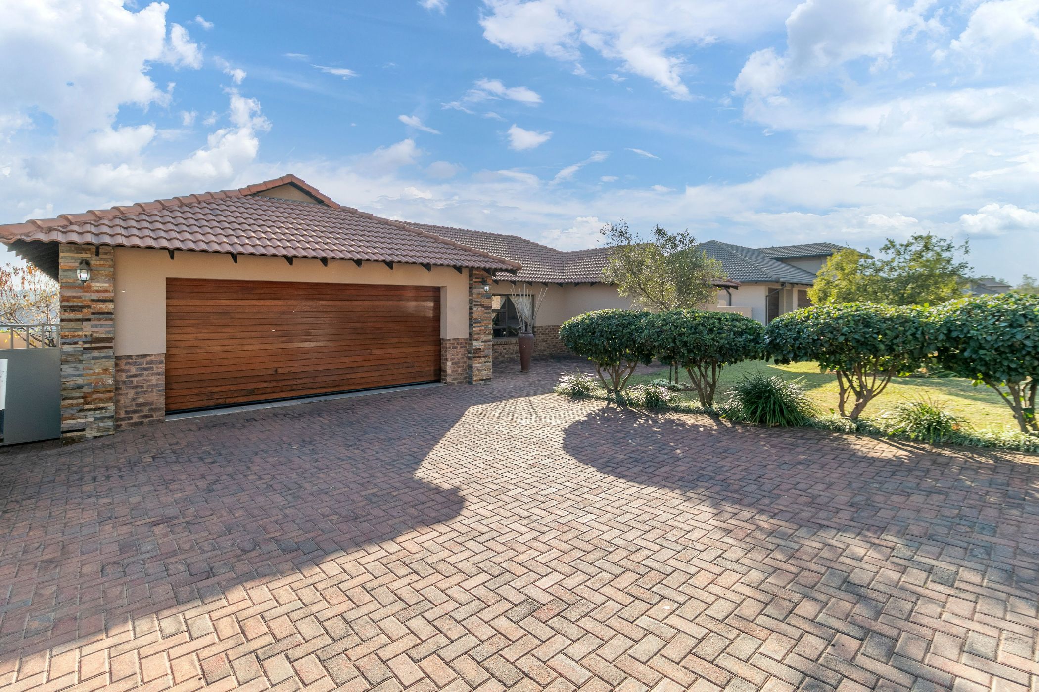 4 Bedroom House For Sale Ebotse Golf Estate EN1616884 Pam Golding Properties