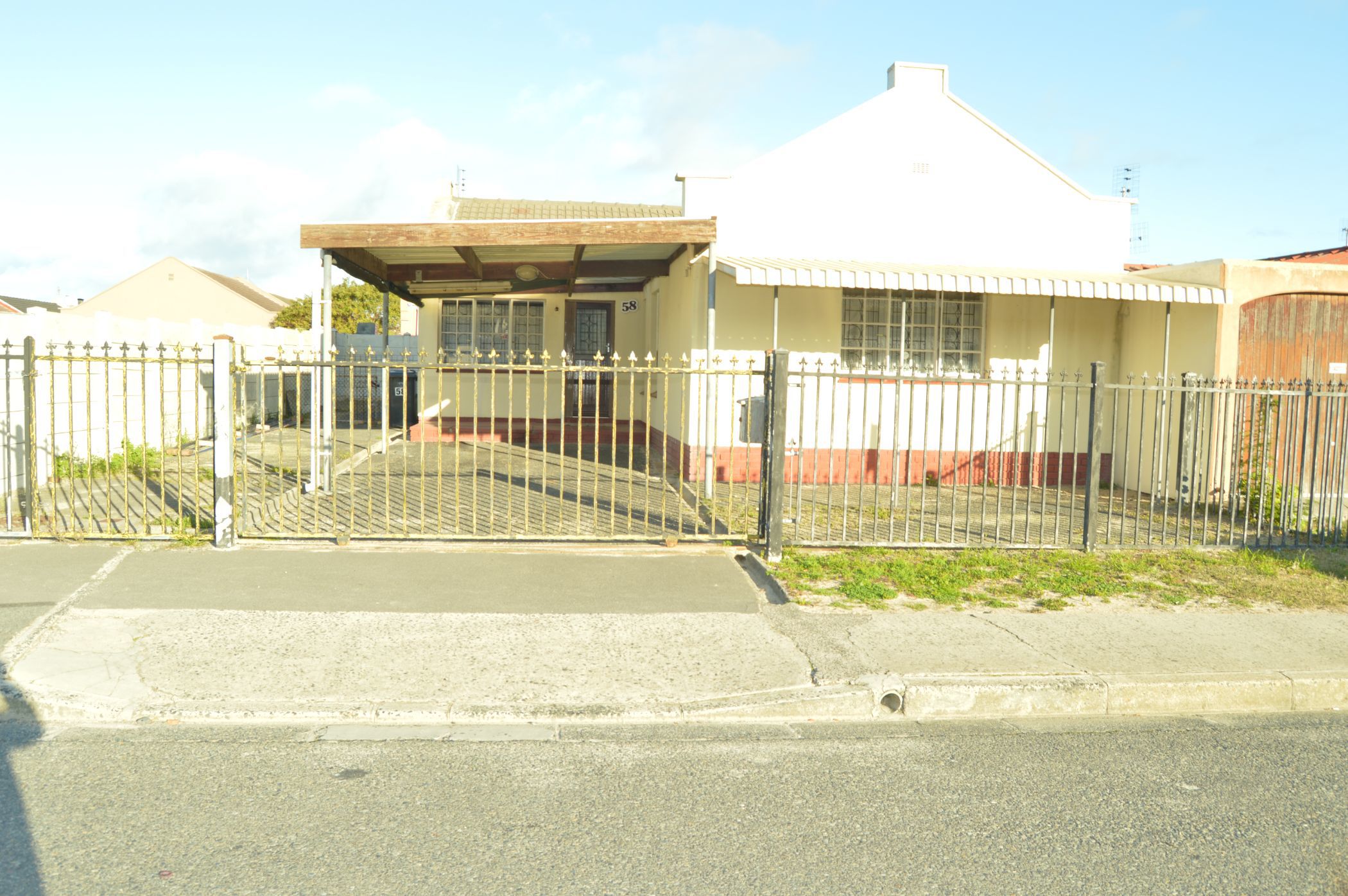 3 Bedroom House For Sale Westridge (Mitchells Plain) 1MN1626279