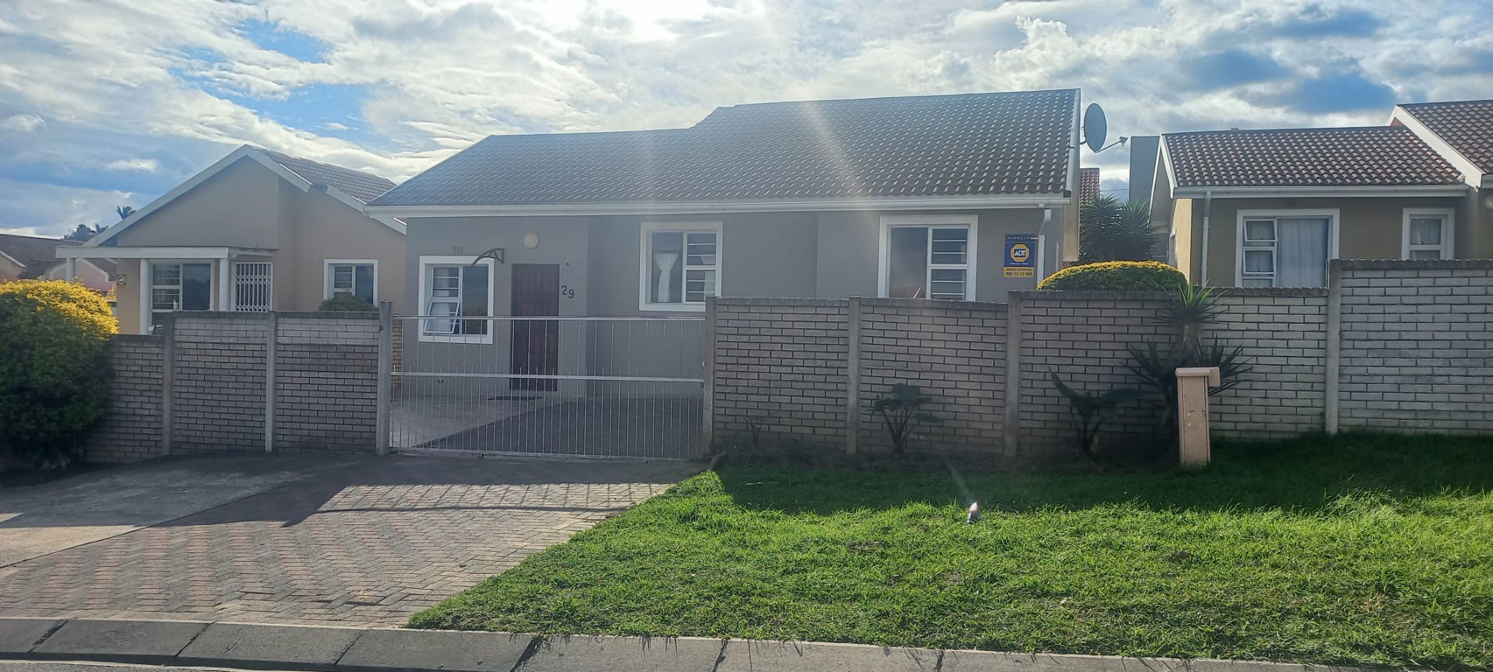 3 Bedroom House For Sale Haven Hills 1ET1617363 Pam Golding Properties