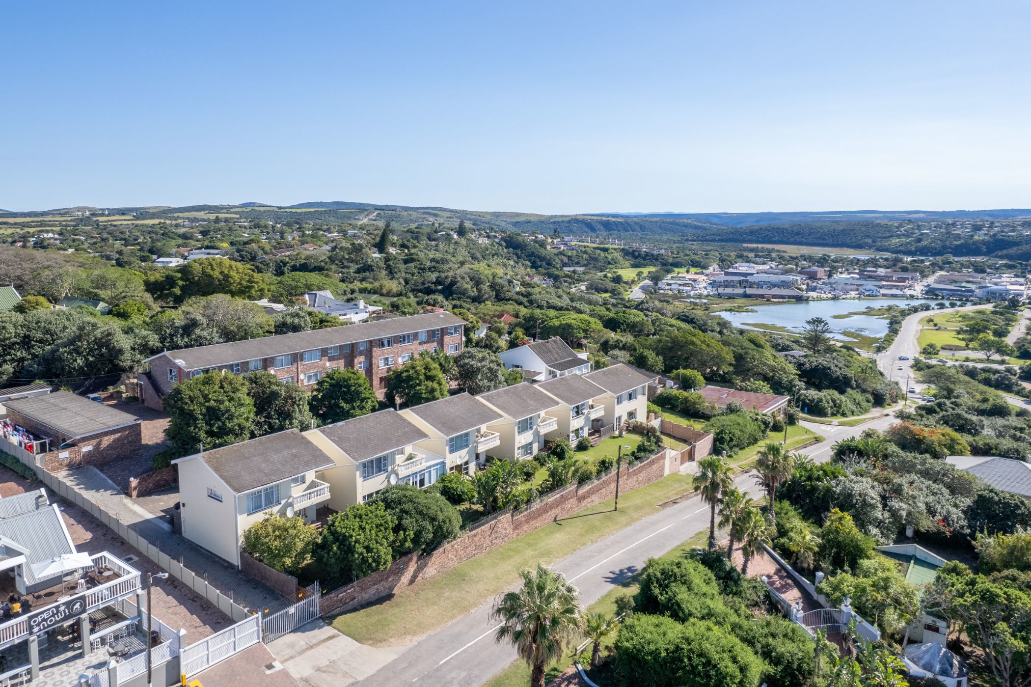 3 Bedroom Townhouse For Sale West Bank (Port Alfred) 1PF1616970