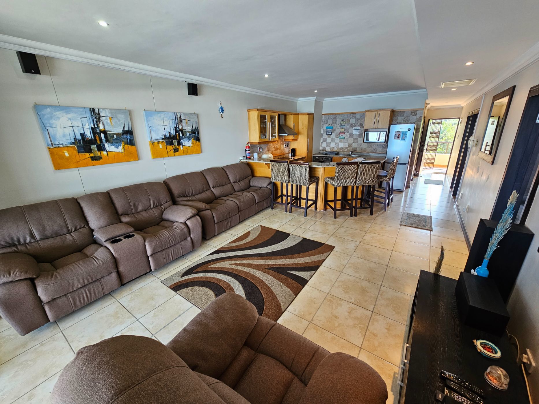 3 bedroom apartment to rent in La Mercy