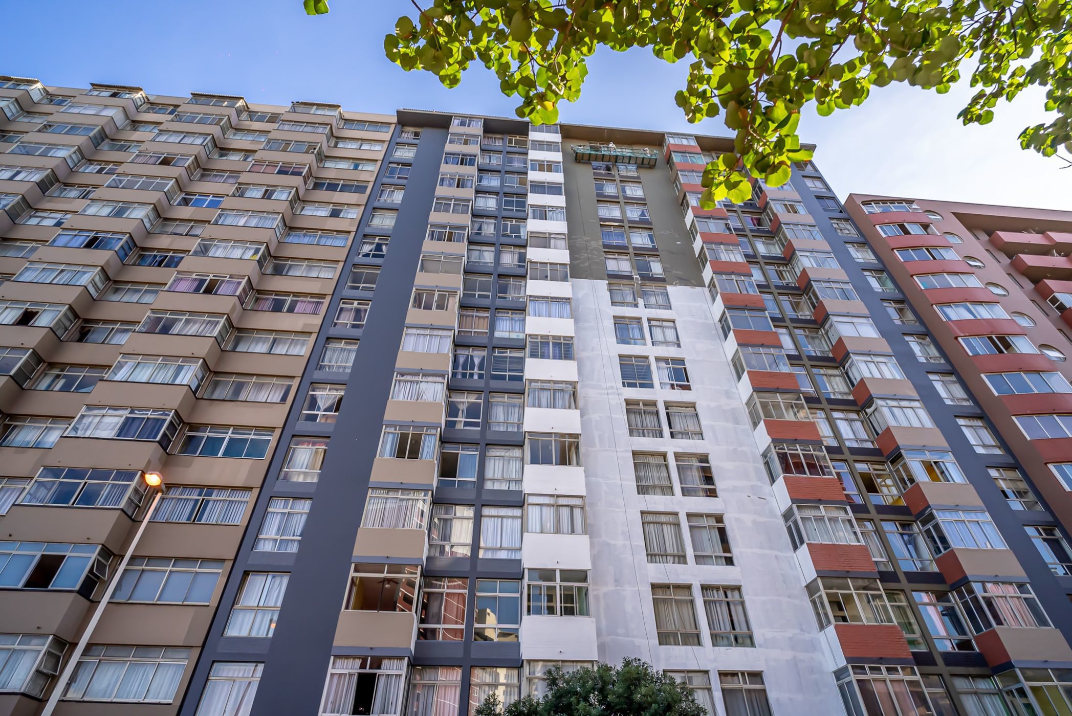 1 Bedroom Apartment For Sale South Beach Durban 1DA1618706 Pam