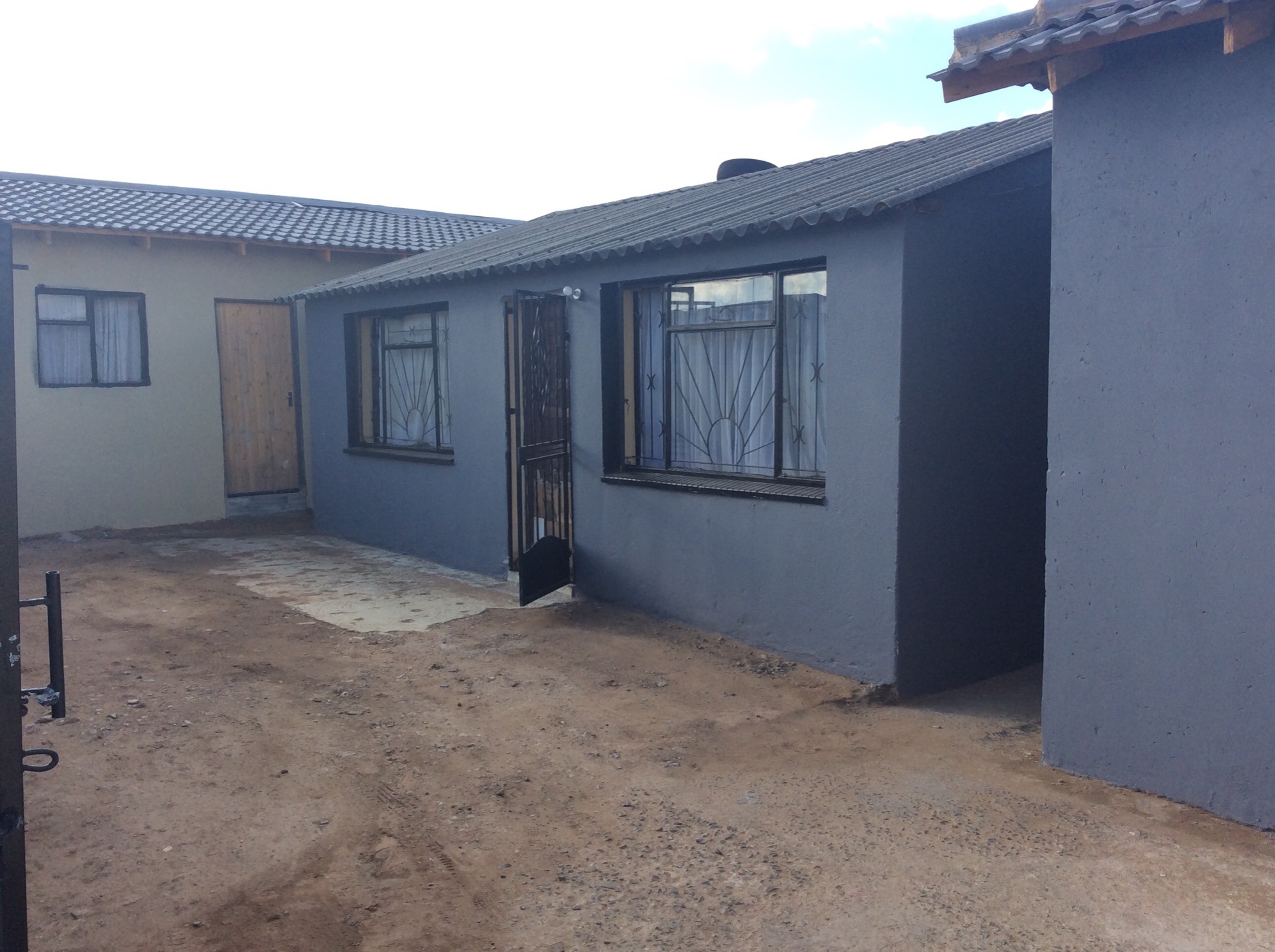 10 Bedroom House For Sale Senaoane (Soweto) 1RP1616591 Pam