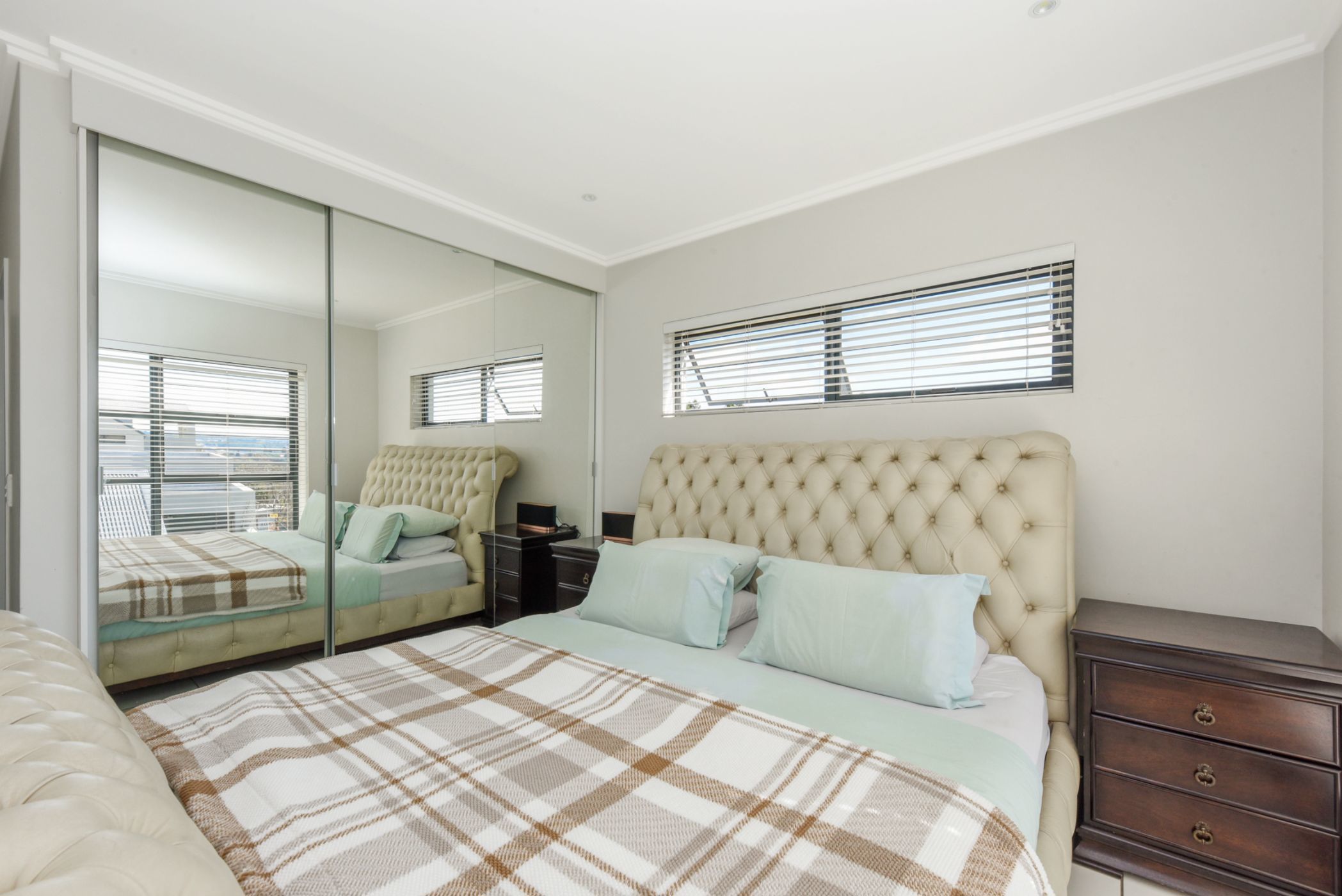 2 Bedroom Apartment For Sale | Bank Assisted Sale By Standard Bank ...