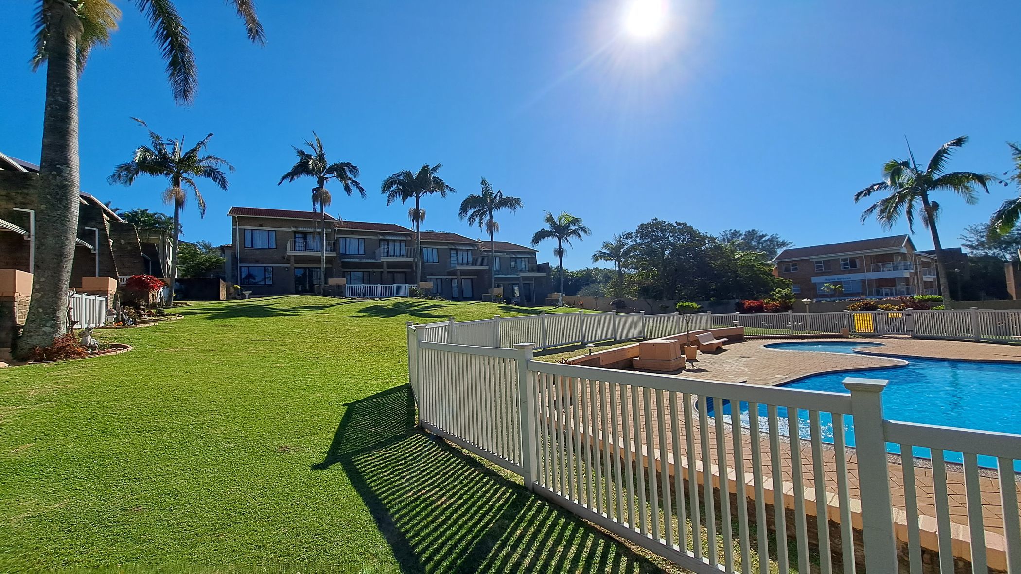 3 Bedroom Townhouse For Sale St Michaels on Sea 1PX1617421 Pam