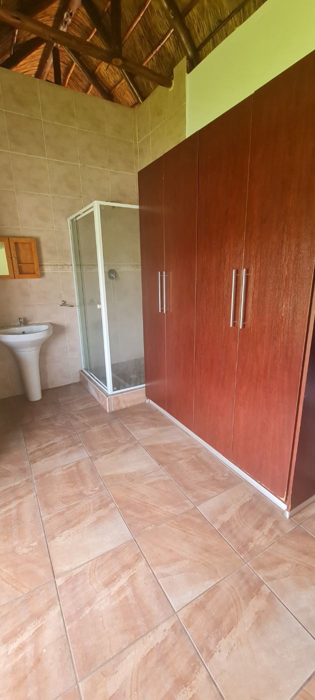 2 Bedroom Garden Apartment To Rent Vandermerweskroon 1VT1616823