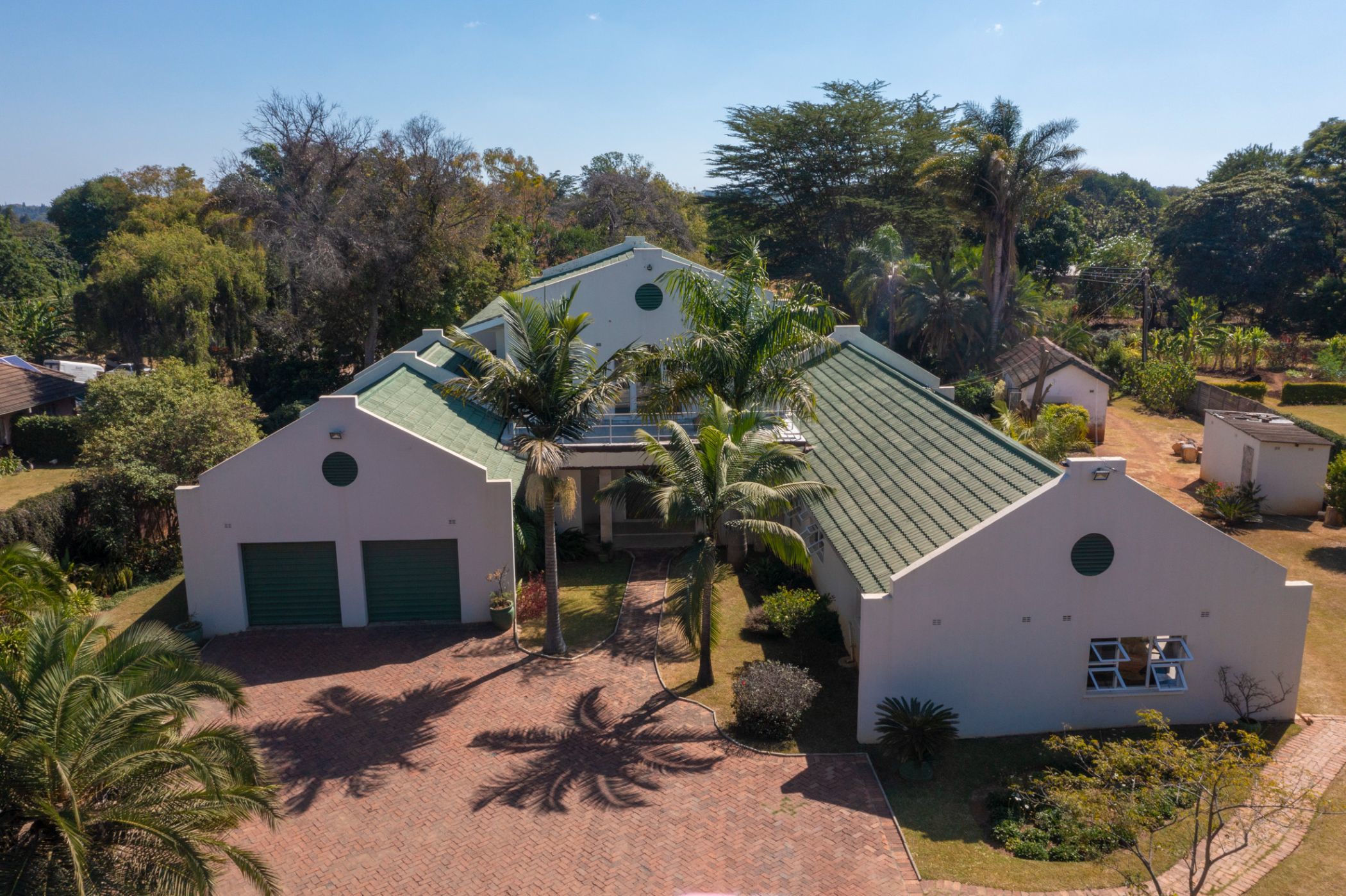 4 bedroom house for sale in Highlands (Zimbabwe)