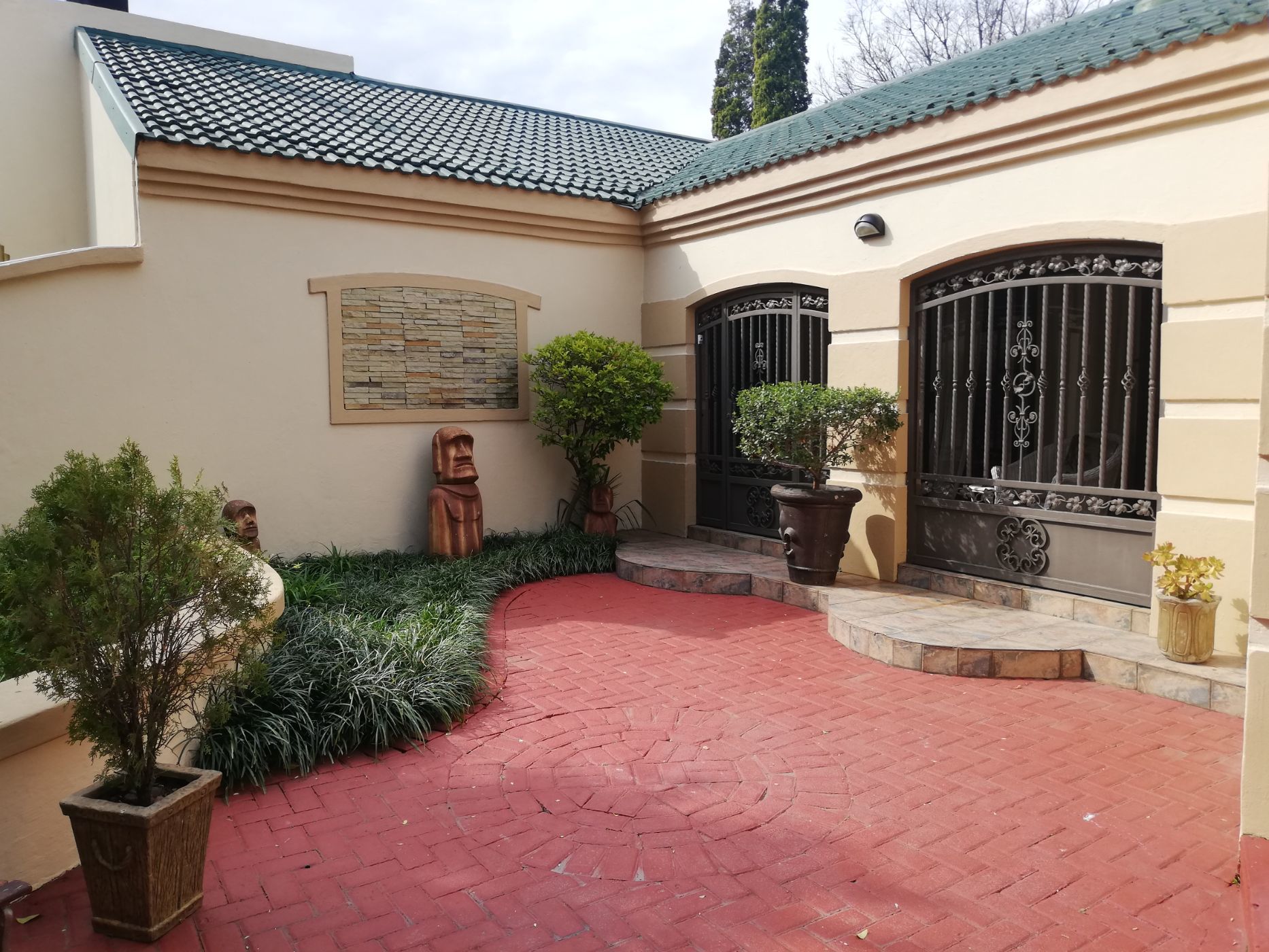 5 Bedroom House For Sale Three Rivers East 1VT1617963 Pam Golding