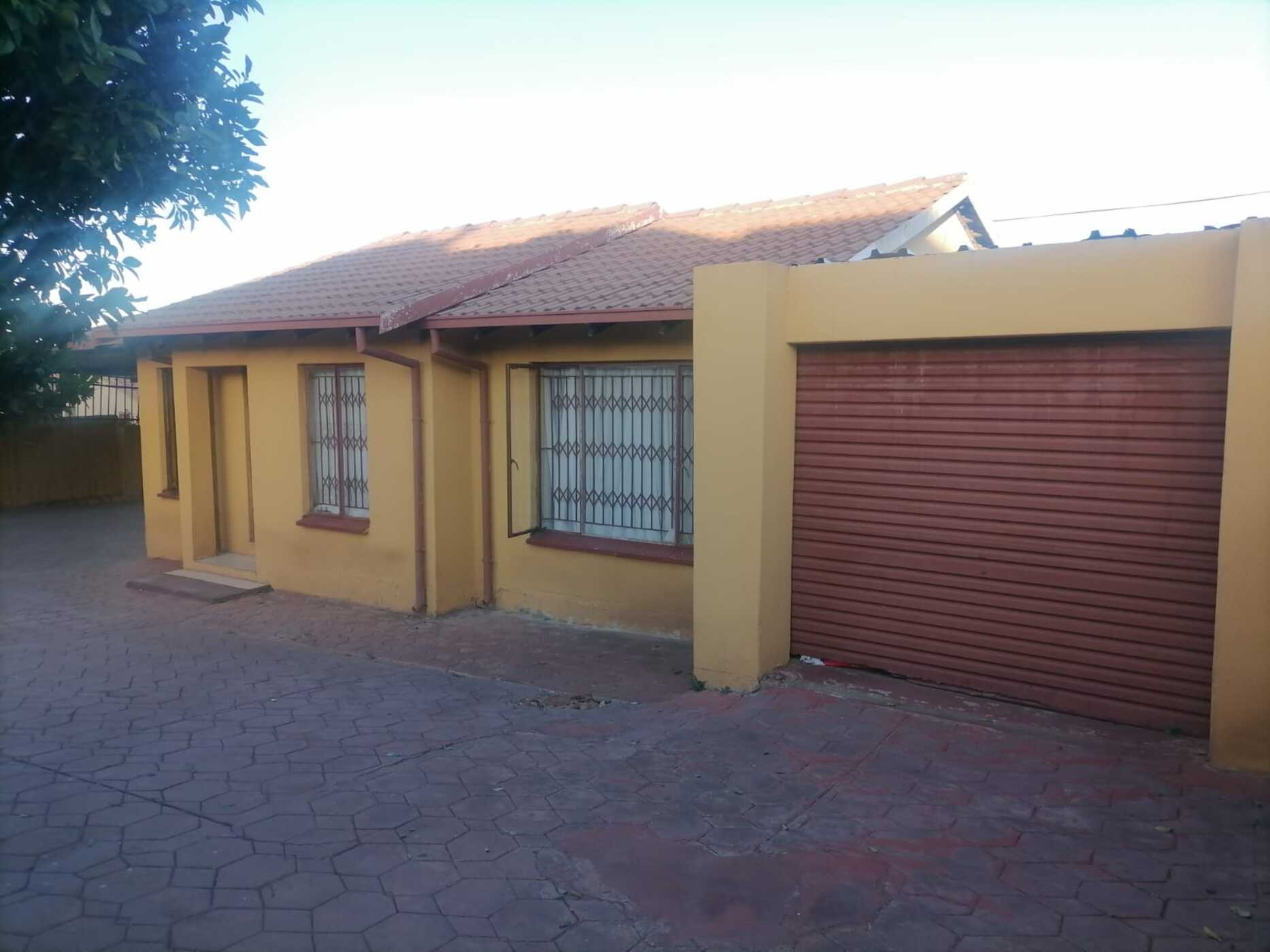 3-bedroom-house-for-sale-bank-assisted-sale-by-absa-soshanguve-bb