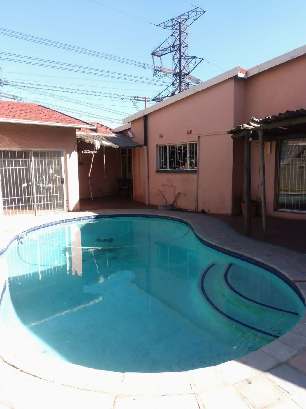 4 Bedroom House For Sale Bank Assisted Sale by FNB Croydon